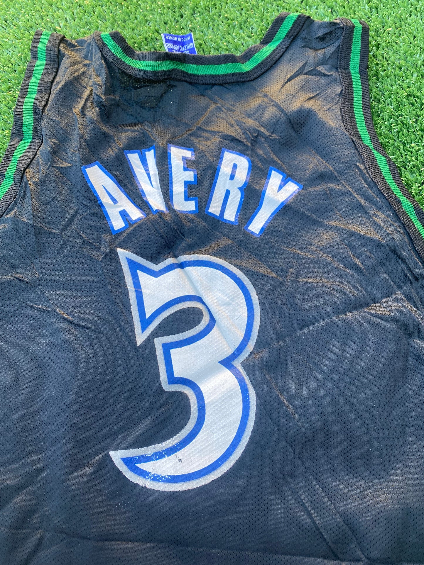Minnesota Timberwolves NBA Basketball USA Small Mans Avery no3 Champion Made Jersey