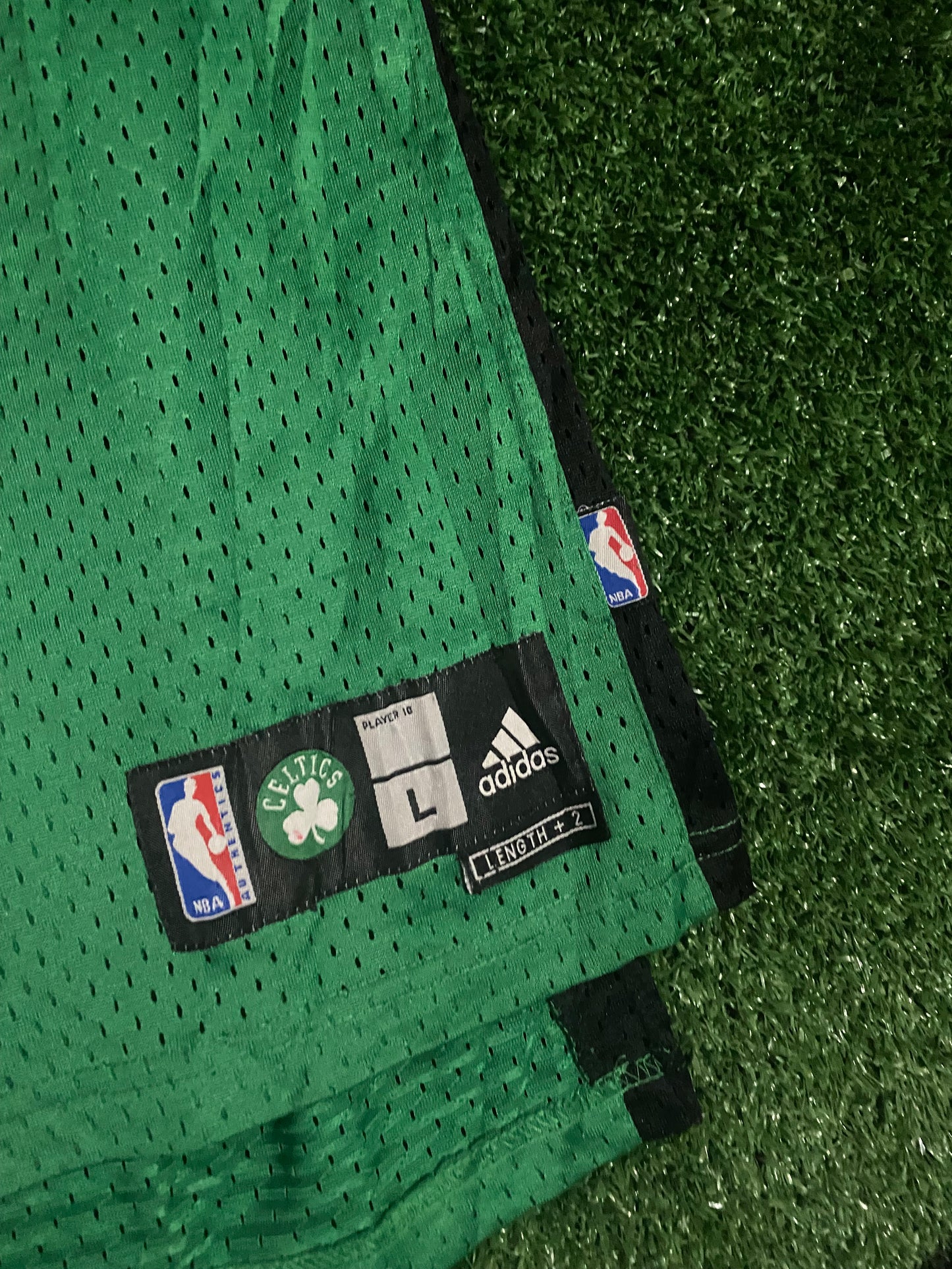 Boston Celtics USA NBA Basketball Rare Large Mans Garnett no5 Vintage Adidas Made Jersey