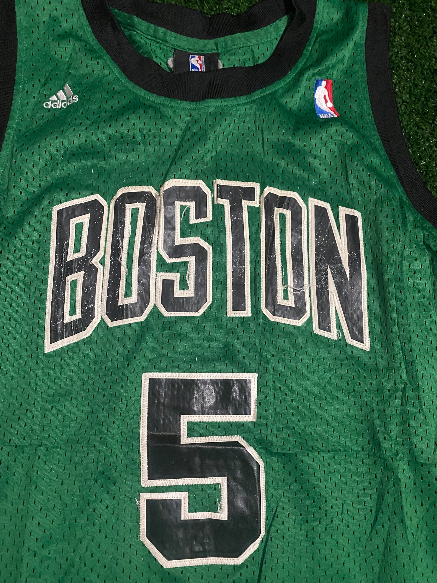 Boston Celtics USA NBA Basketball Rare Large Mans Garnett no5 Vintage Adidas Made Jersey
