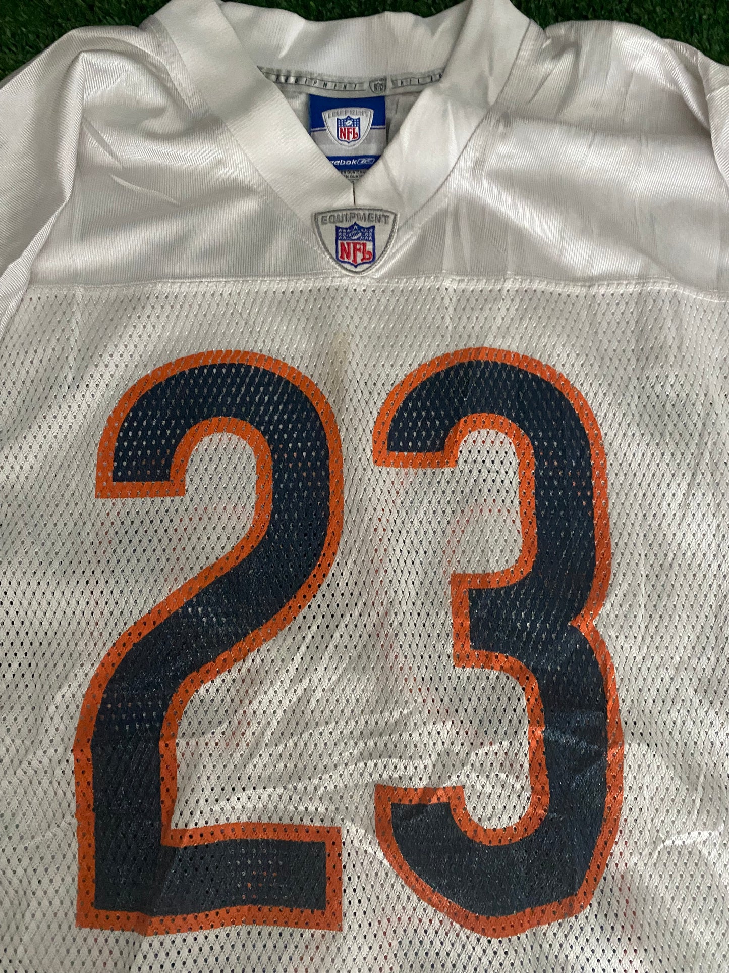 Chicago Bears NFL American Football USA Large Mans Vintage Reebok Made Hester no23 Jersey