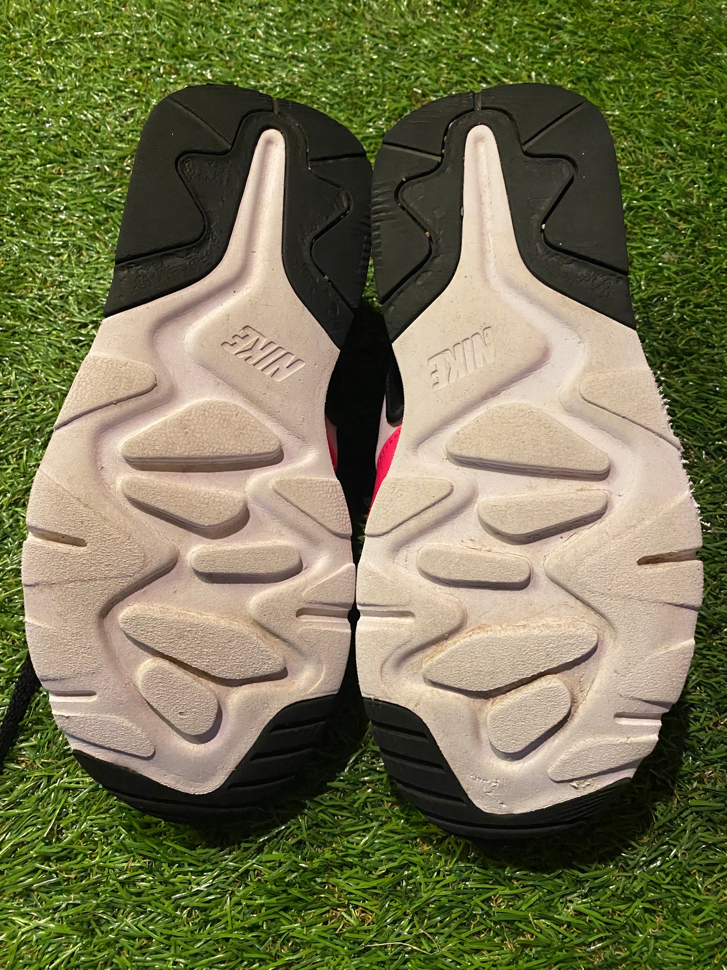 Nike Made Girls Womans Females Trainers UK Size 5 EU Size 38