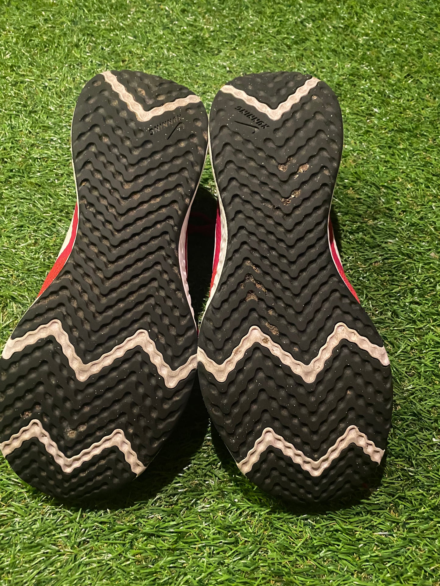 Nike Revolution Made Trainers Sneakers Adult Size UK 7 EU Size 41