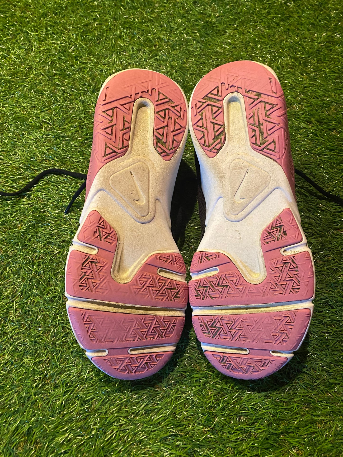 Nike Training Adult Womans Females Trainers Sneakers UK Size 6.5 EU Size 40.5