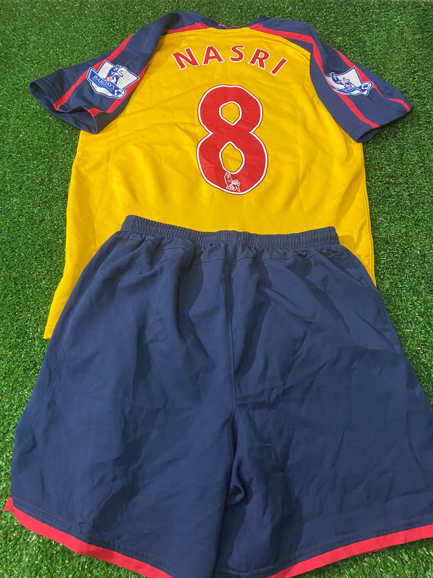 Arsenal FC England Soccer Football Large Boys 10-12 Year Nasri no8 Nike Top & Shorts Set