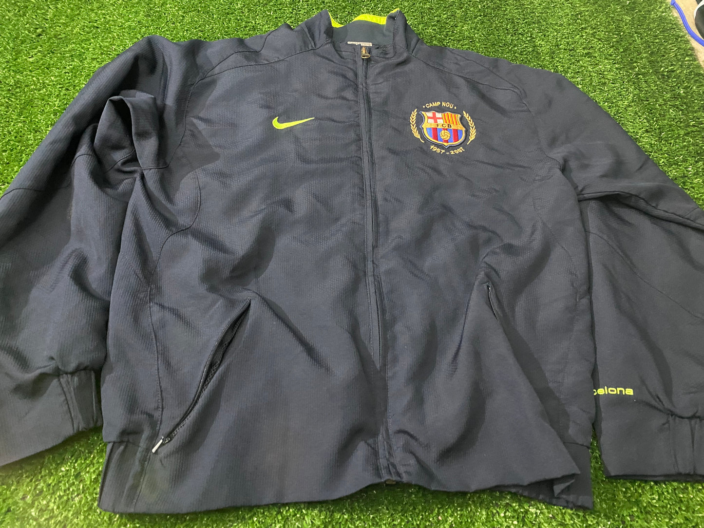 FCB Barcelona Spain Football Large Boys 10-12 Year Old Nike Made Breathable Lined Jacket