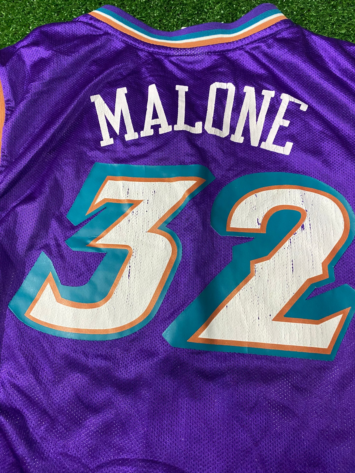 Utah Jazz NBA Basketball USA Large Mans Malone no32 Reebok Made Jersey