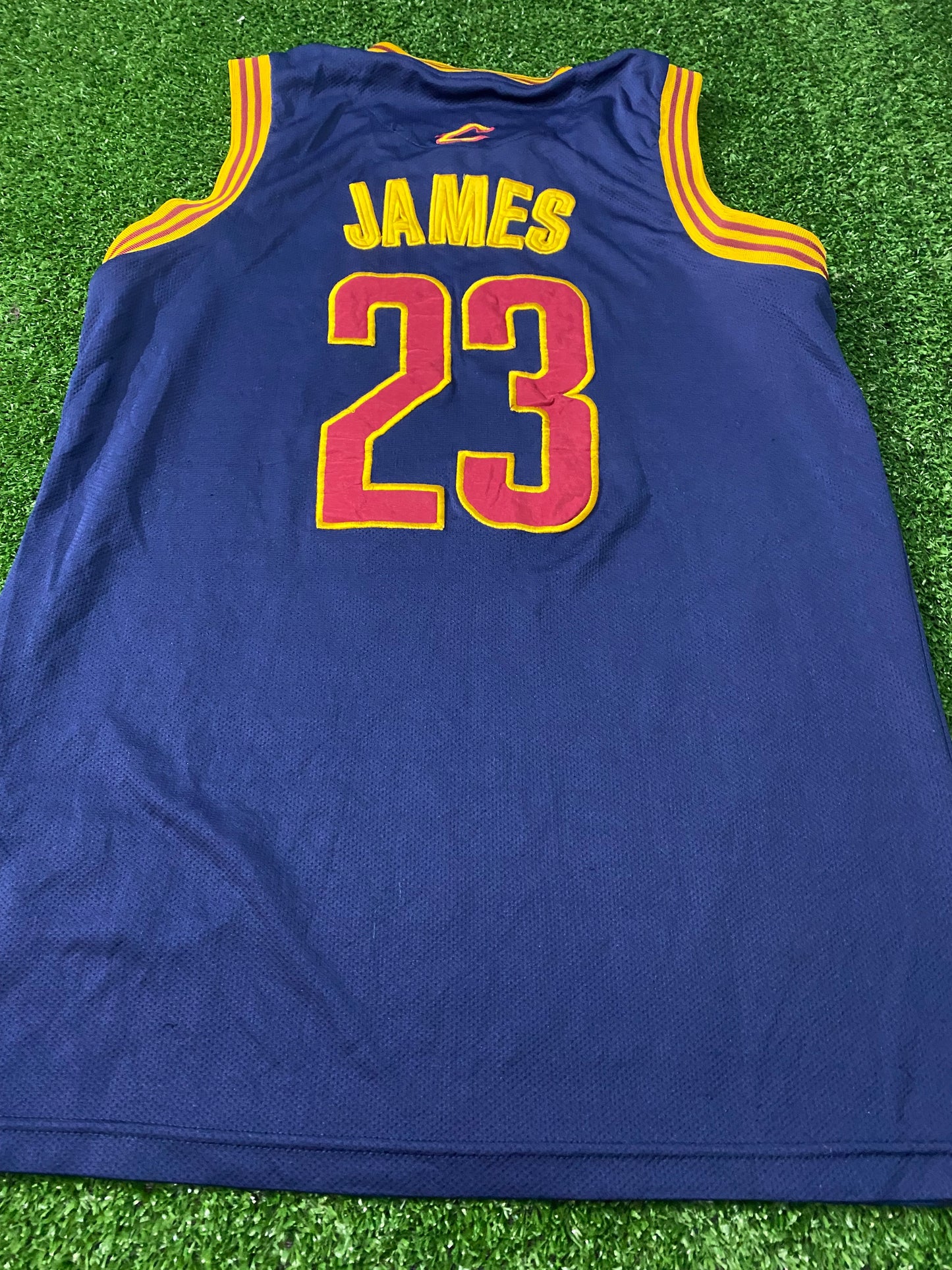Cleveland Cavaliers USA United States NBA Basketball Medium Mans James no23 Jersey