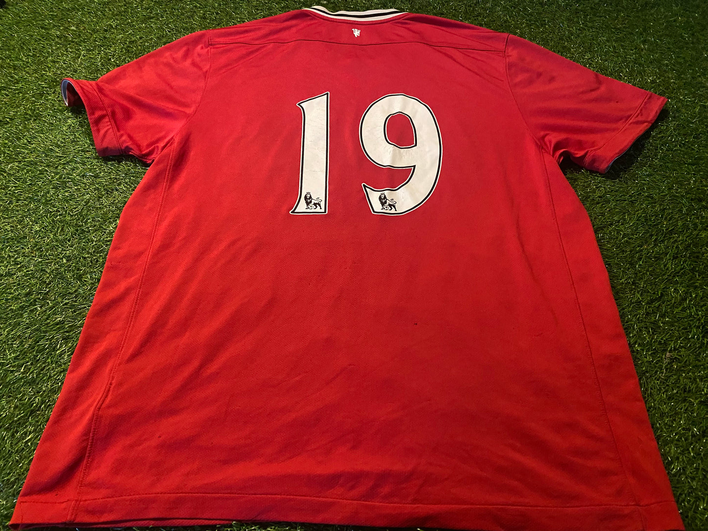 Manchester United England Football XL Extra Large Mans no19 League Titles Nike Home Top