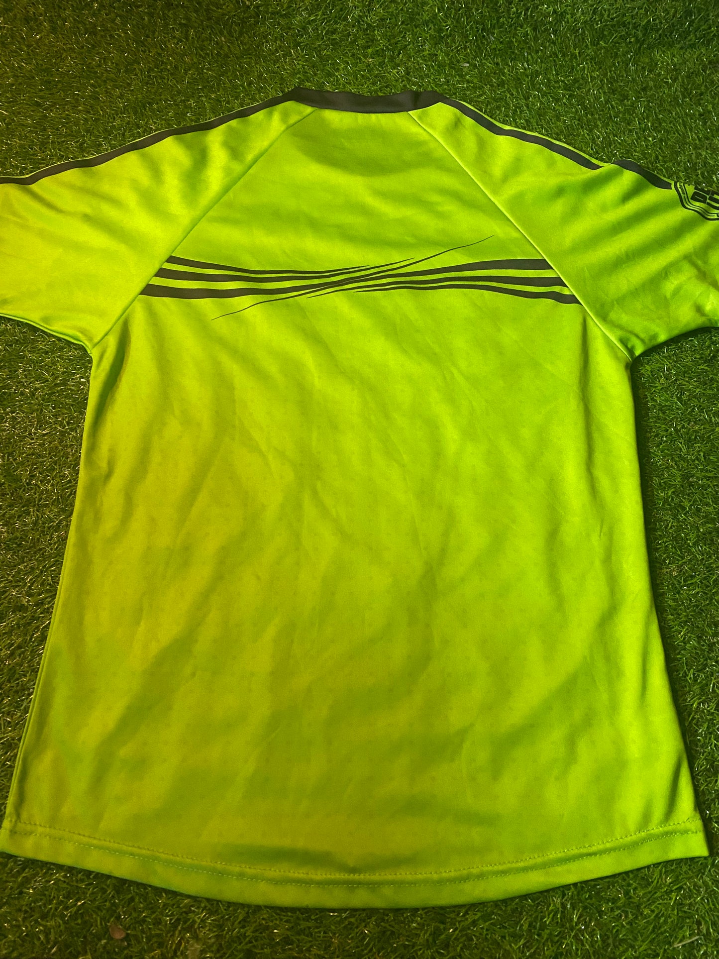 St Bronaghs Rostrevor GAA Gaelic Football Hurling Medium mans Tight Fit RW Jersey