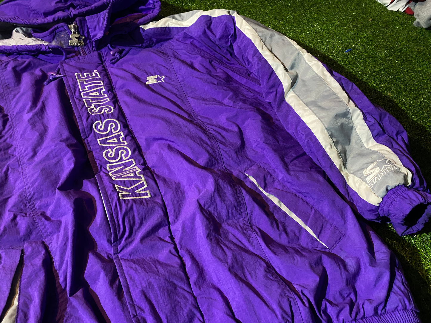 Kansas State USA NFL Type Vintage Starter Made XL Extra Large Mans Heavy Padded Long Jacket