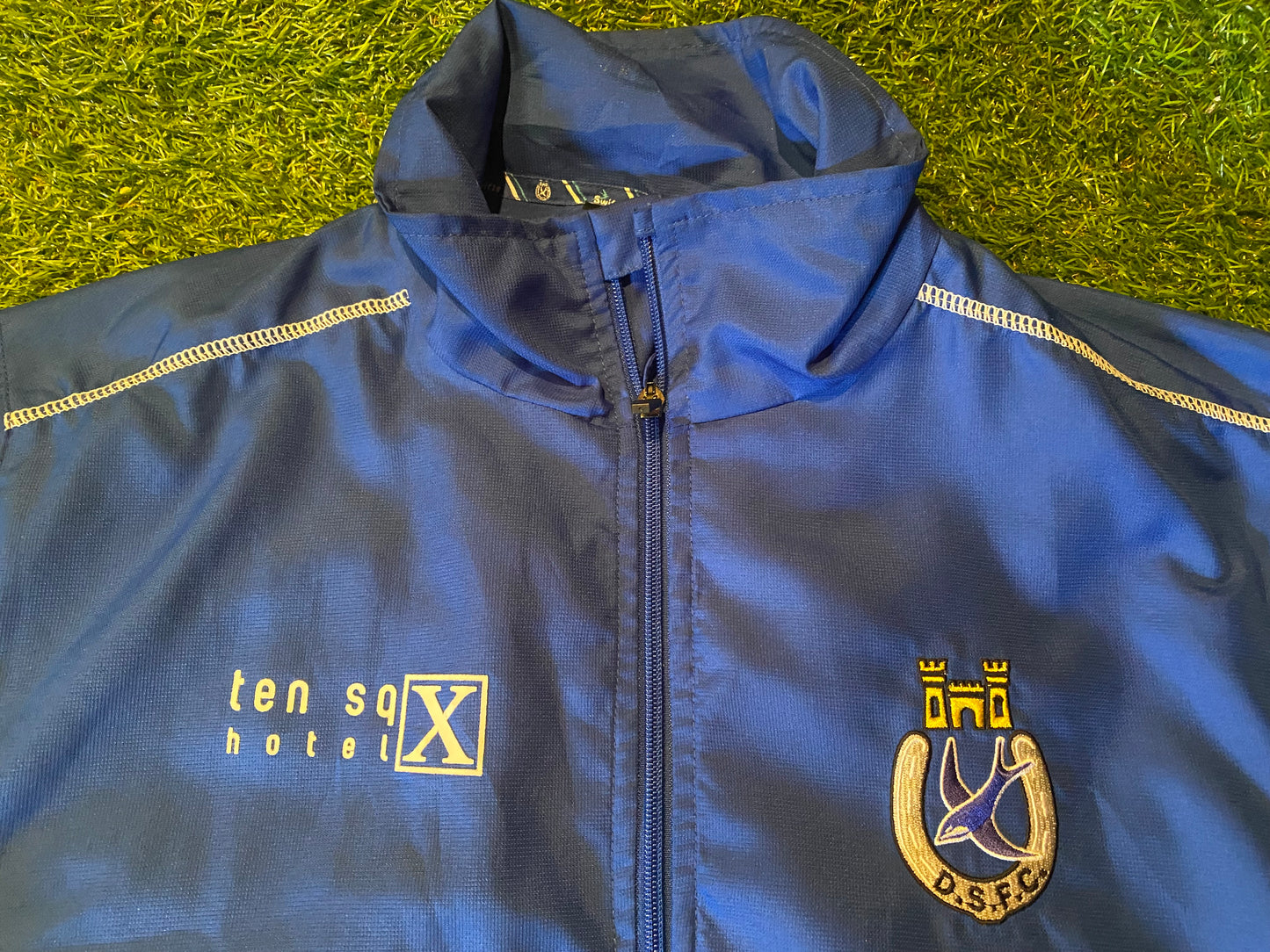 Dungannon Swifts Northern Ireland Soccer Football Small Mans Hooded Hoody Light Coat