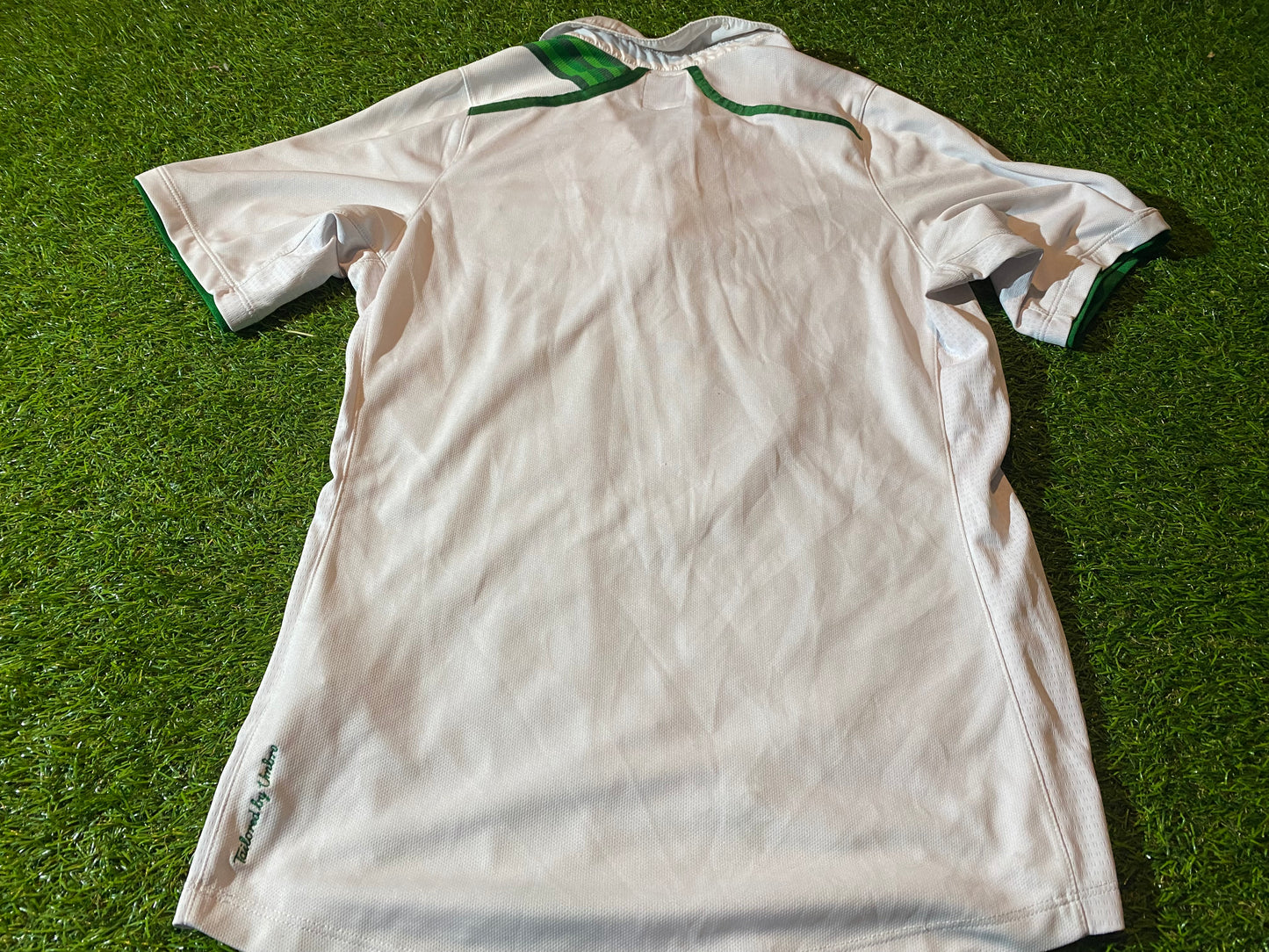 Republic of Ireland Eire Irish Football Soccer Small Mans Umbro Made Away Jersey