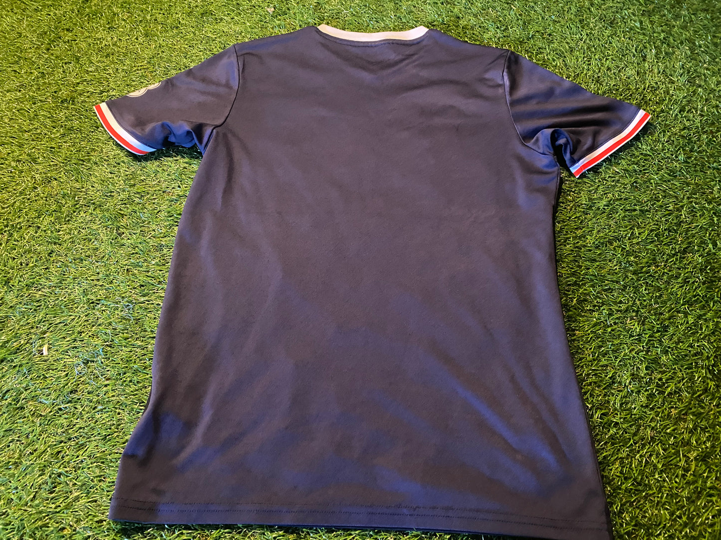 Republic of Ireland Eire Irish Ireland Soccer Football Large Boys 11-12 Year Old Jersey
