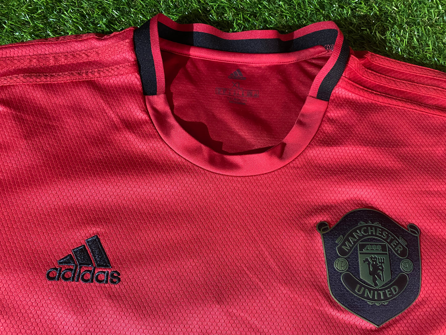Manchester United England Football Soccer XL Extra Large Mans 2019 Adidas Home Jersey