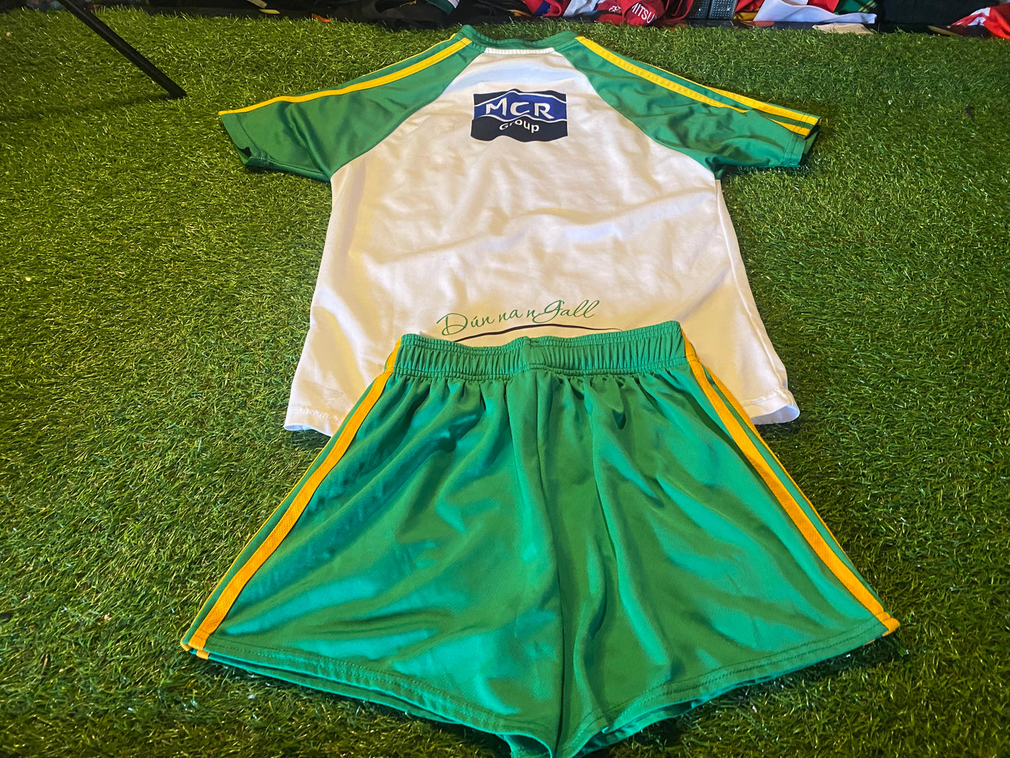 Co Donegal GAA Gaelic Football Ireland Youths / XS Mans Top & Shorts Set