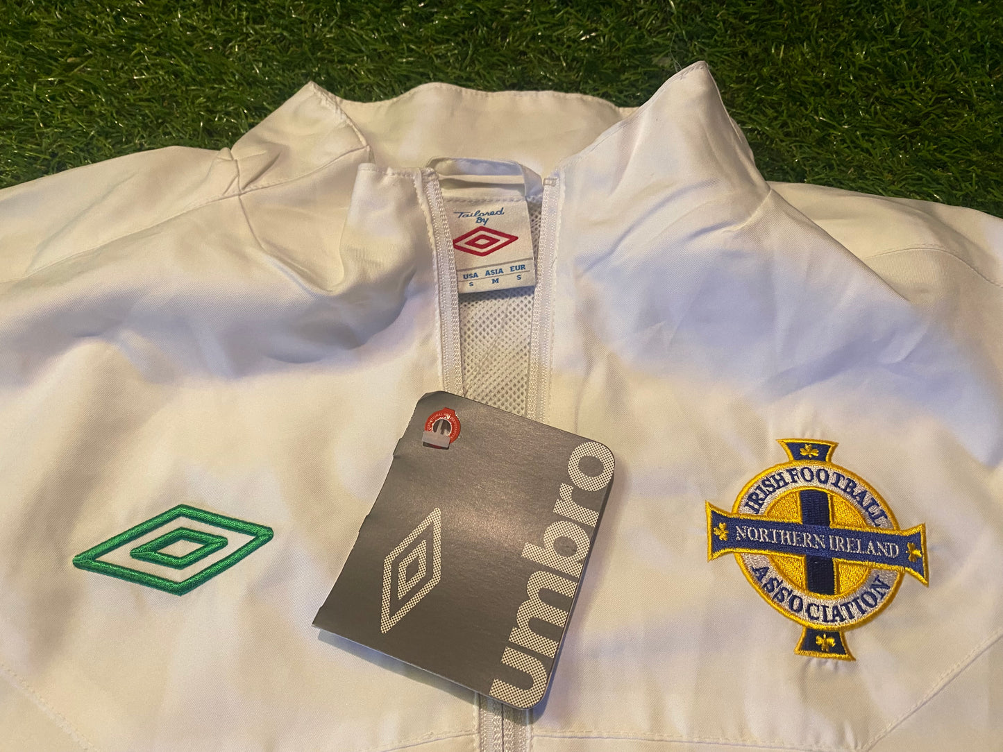 Northern Ireland Football Ulster GAWA Small Mans New BNWT Zip Up Lined Tracksuit Jacket