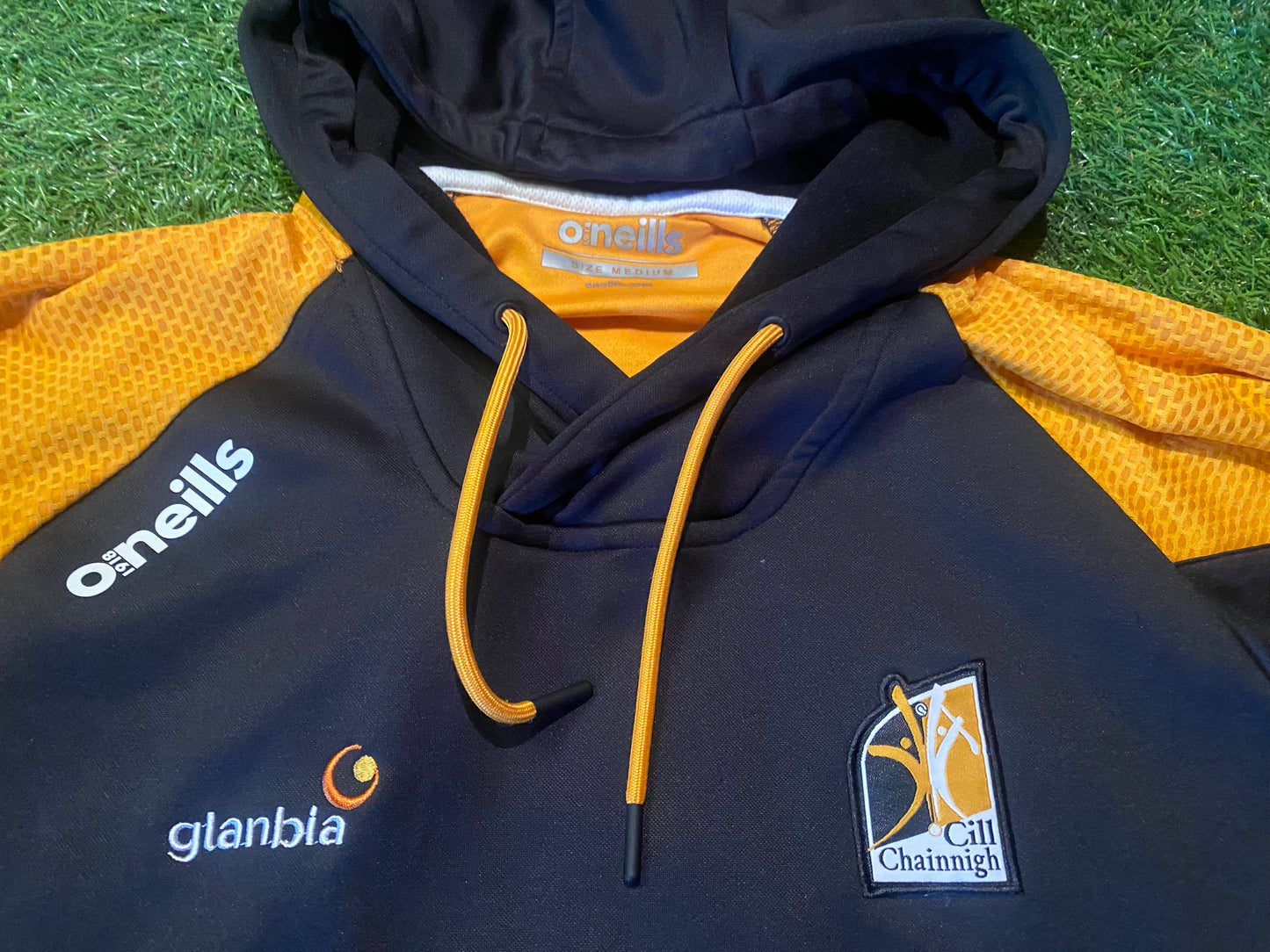 Kilkenny Eire Irish Ireland GAA Gaelic Football Hurling Medium Mans Over Top / Jersey