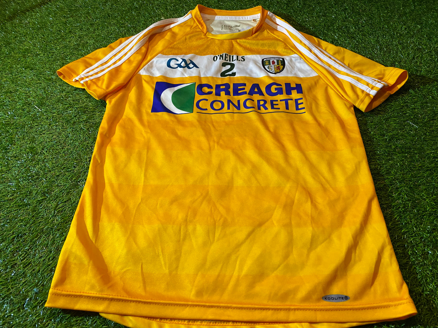 Co Antrim Ireland GAA Gaelic Football Hurling Medium Mans Tight Fit Match Worn no2 Jersey
