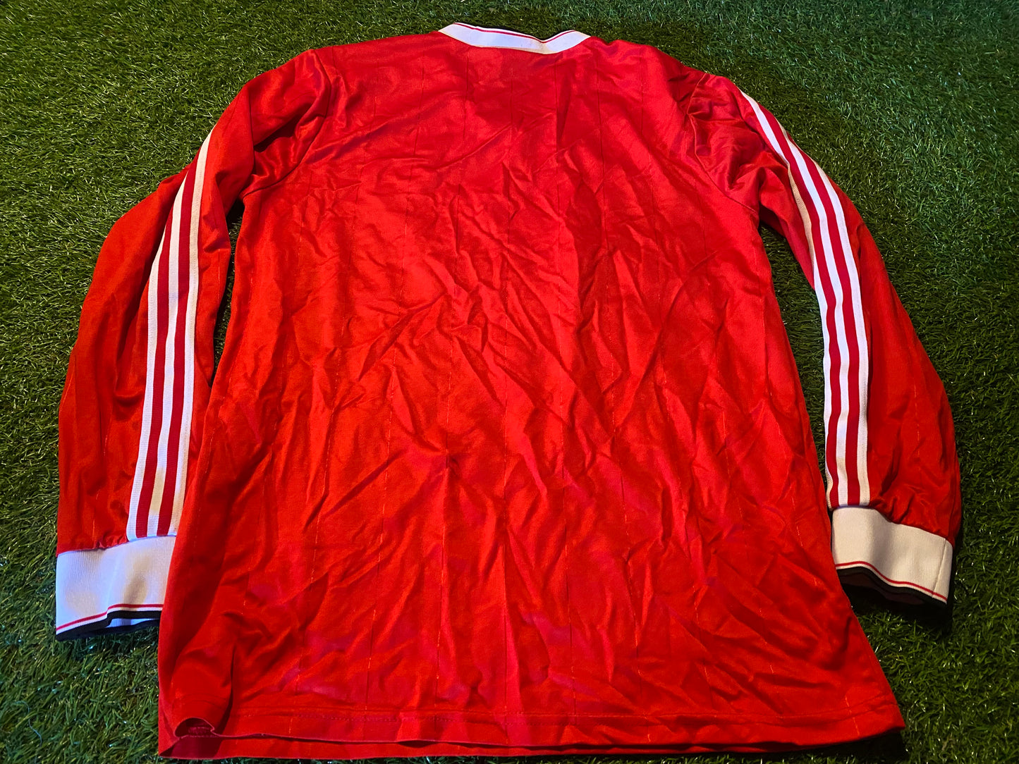 Manchester United England Football Soccer Medium Mans Vintage Retro 1982 L/S Home Jersey