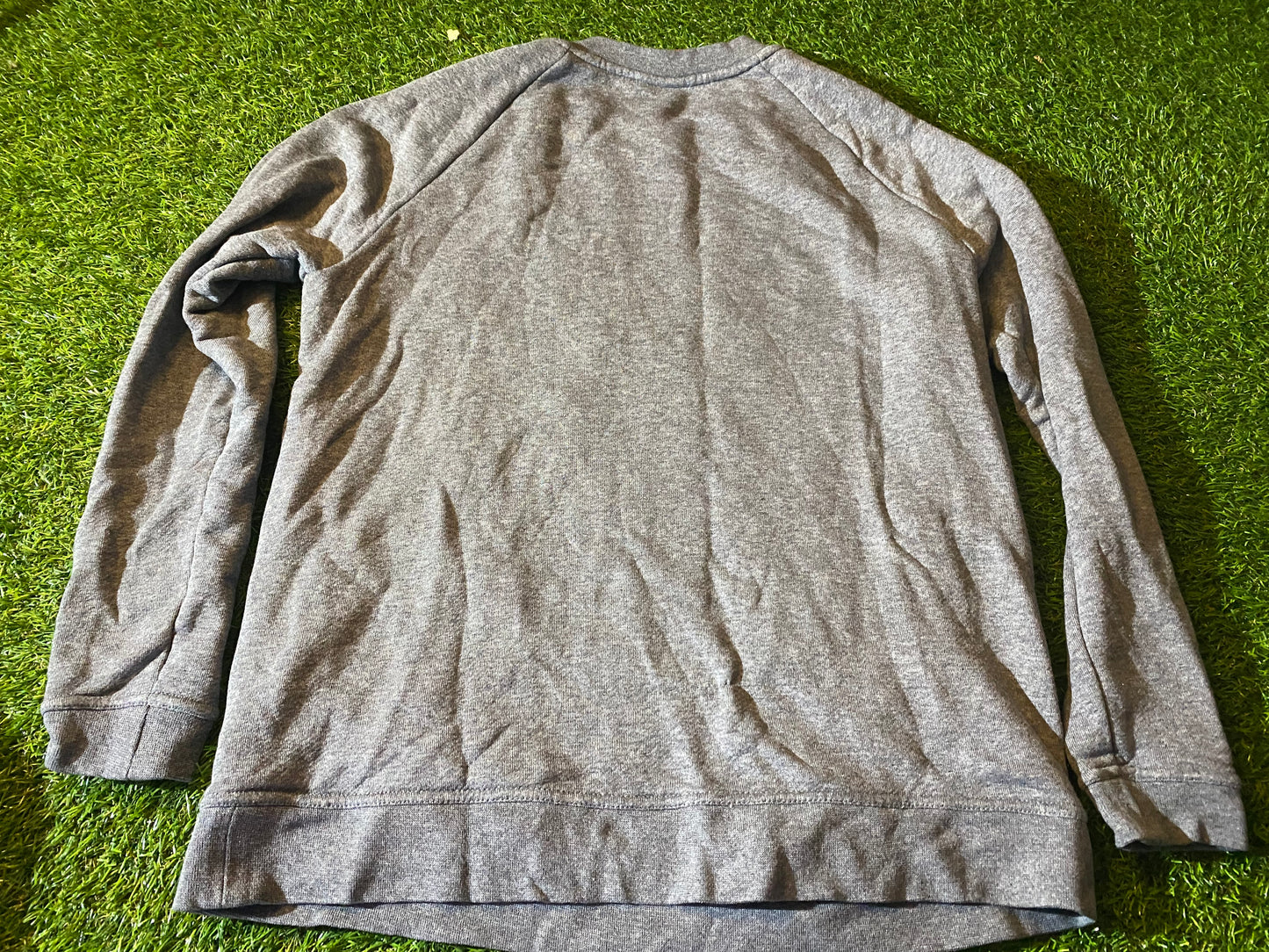 Nike Sports Small Mans Vintage Grey Coloured Sweater / Sweatshirt
