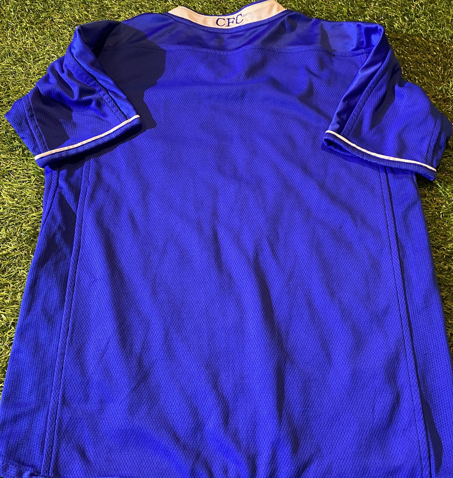 Chelsea FC England Football Small Boys 7-8 Year Old Umbro Made Reverse Home Jersey