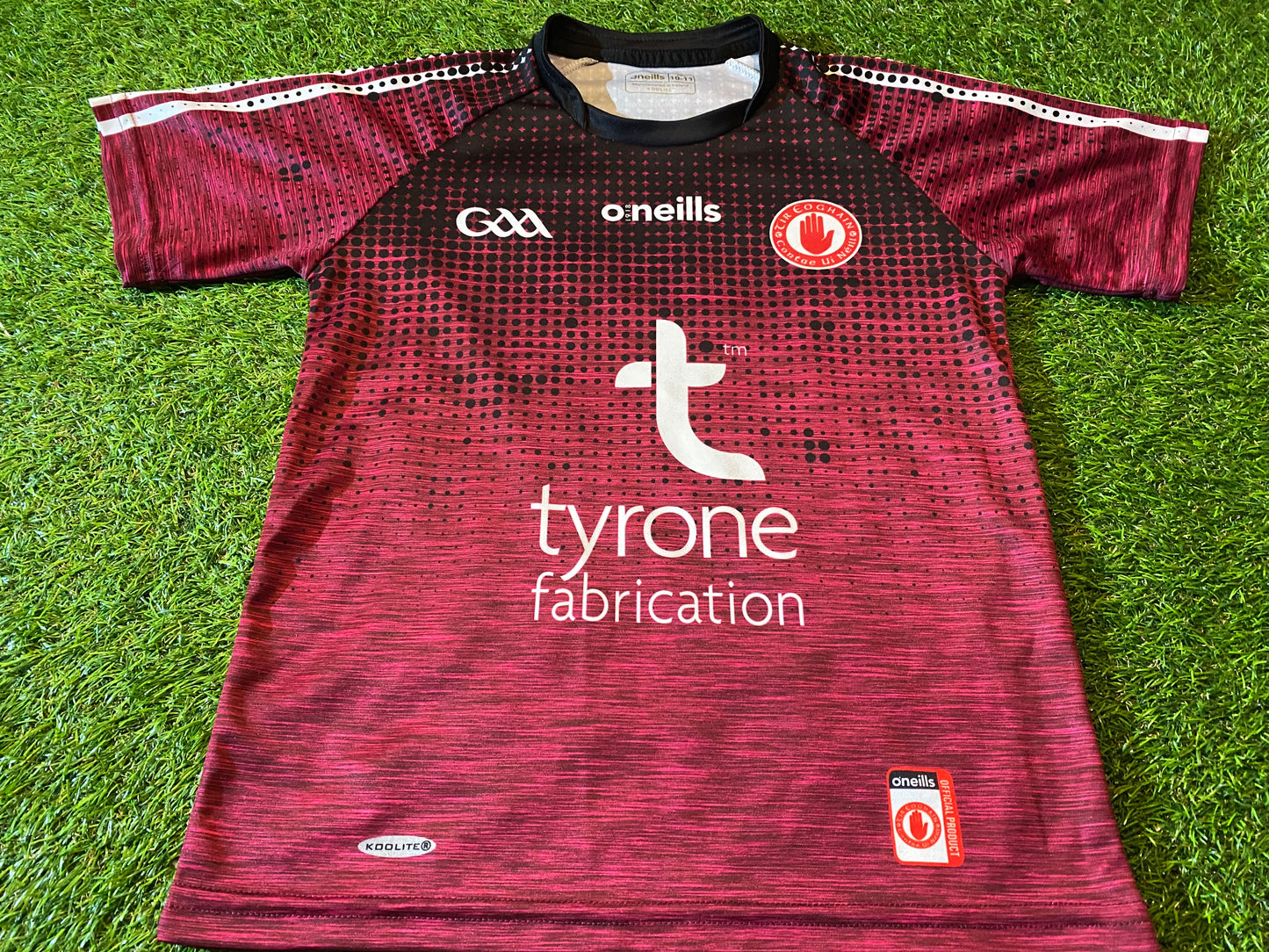 Co Tyrone GAA Gaelic Football Ireland Irish Kids Large Boys / Girls 10-11 Year Old Jersey