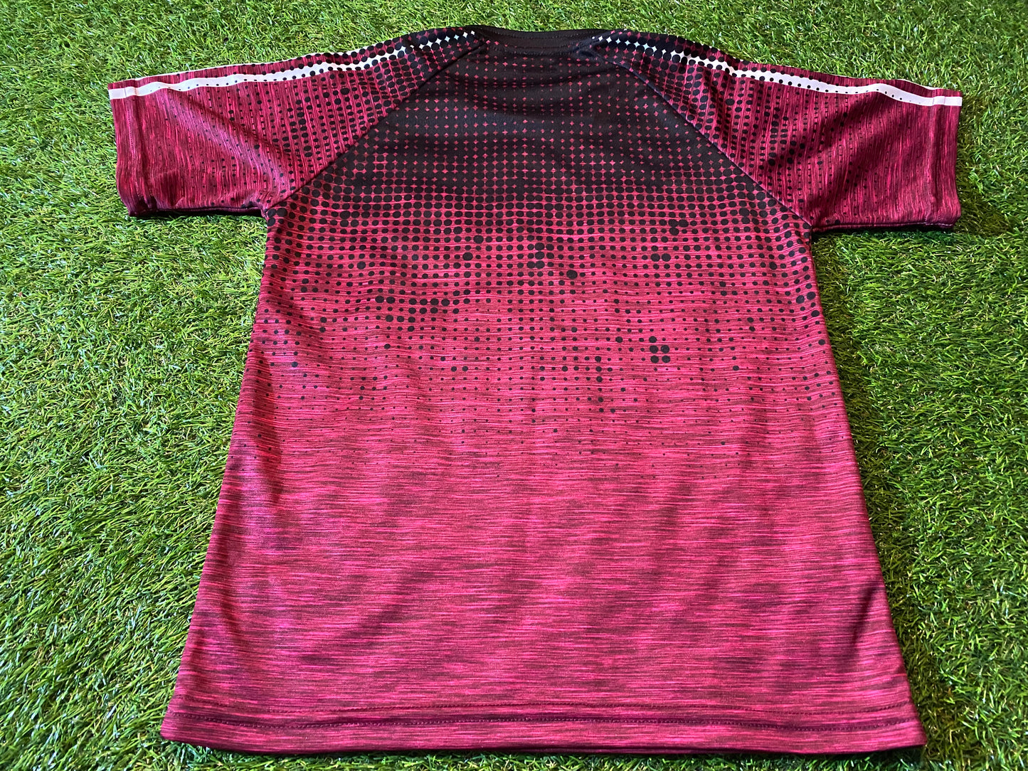 Co Tyrone GAA Gaelic Football Ireland Irish Kids Large Boys / Girls 10-11 Year Old Jersey