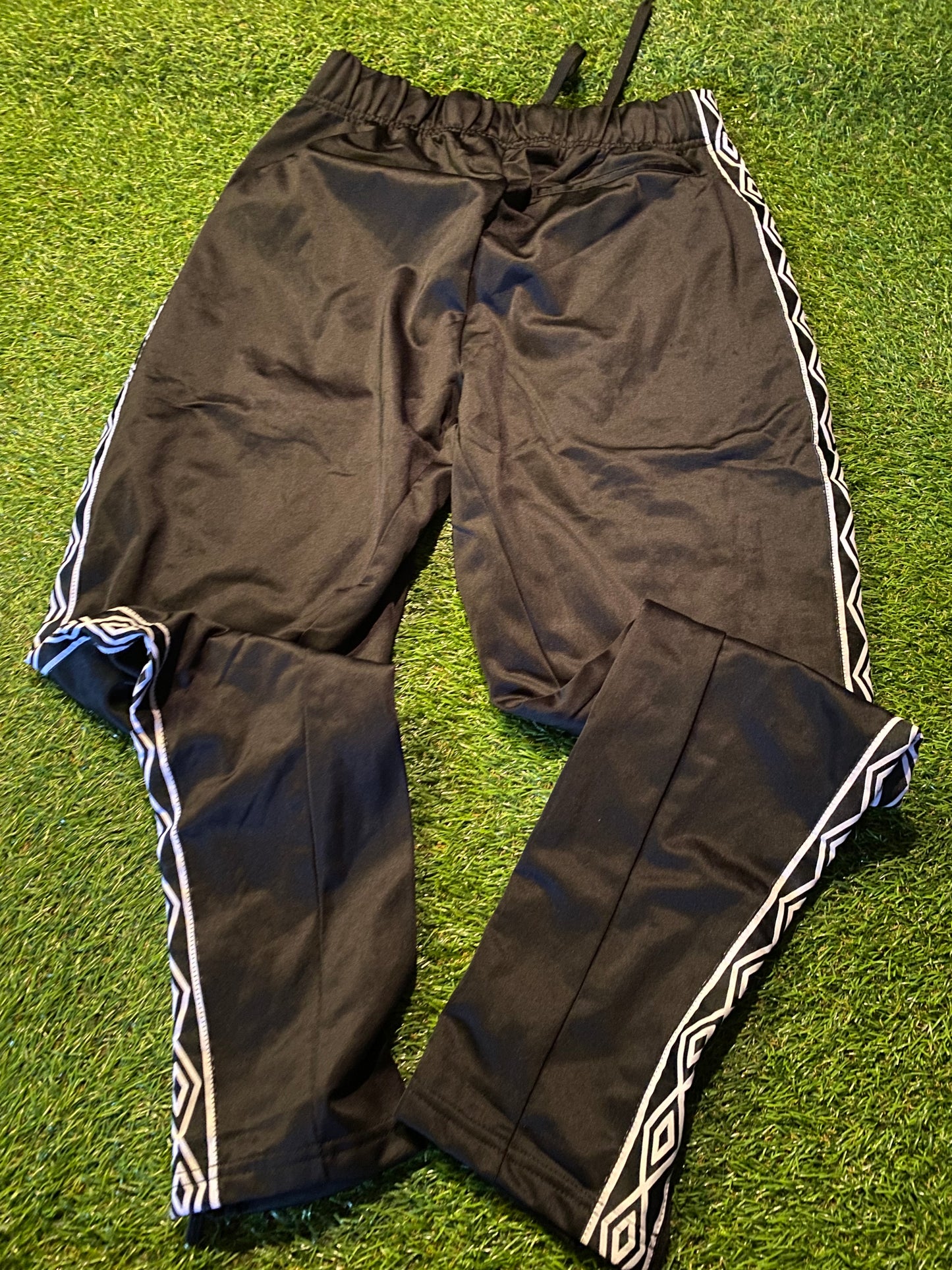 Umbro Made Single Layered Vintage Style Tracksuit Bottoms 32-34 Inch waist