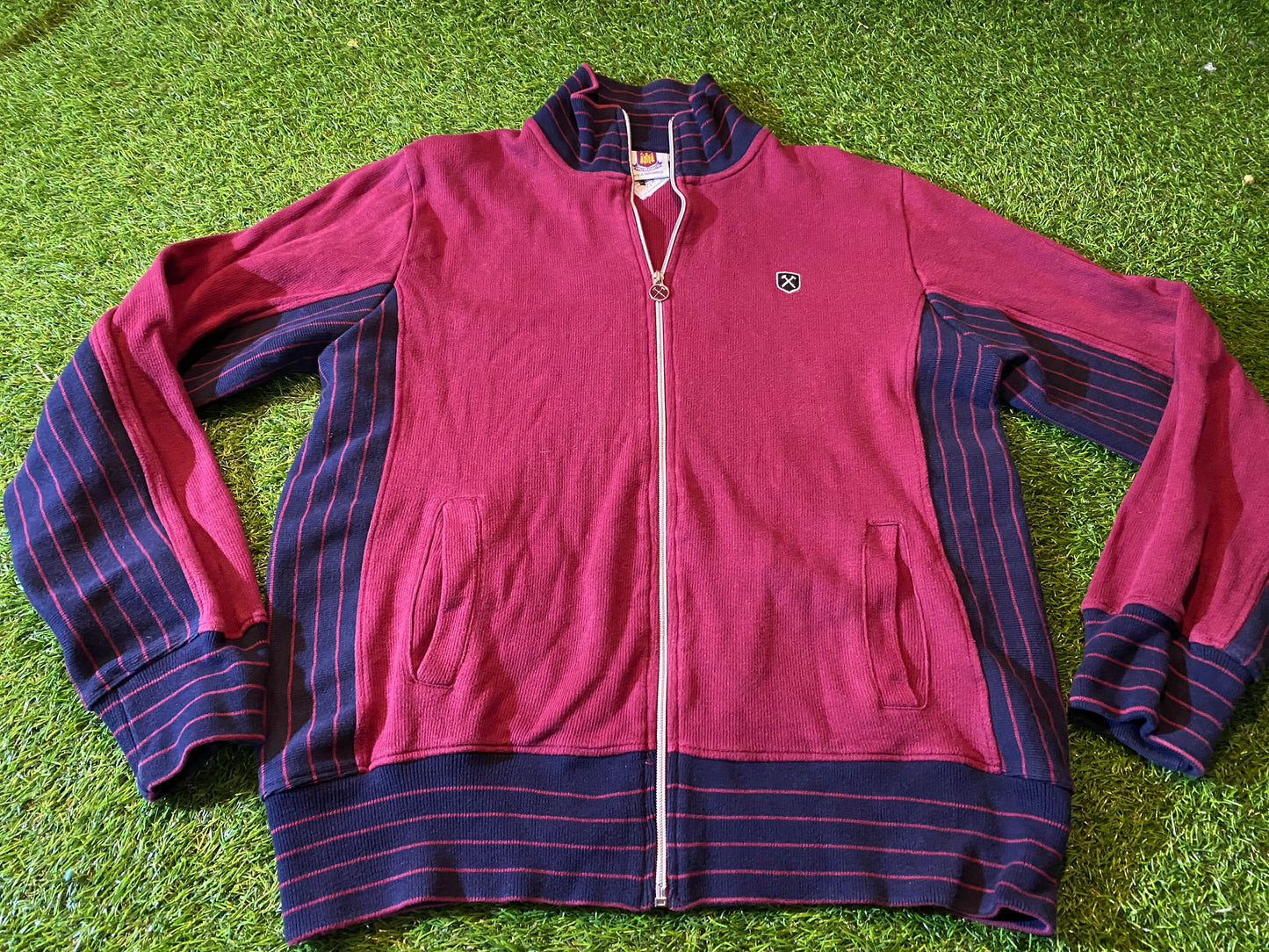 West Ham United England Football Heavy Full Zip Up Medium mans Cardigan Type Jacket