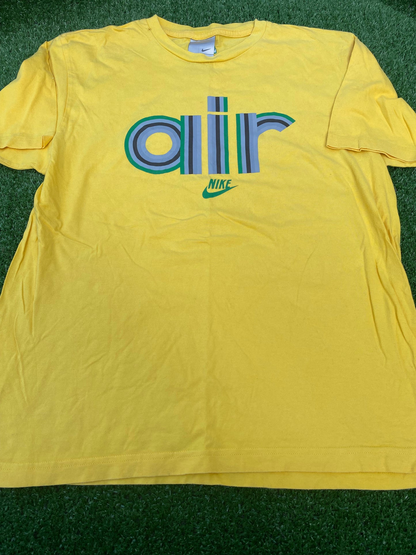 Nike Air Vintage Clothing Medium Mans 39-41 Inch Chest T Shirt Top / Jersey