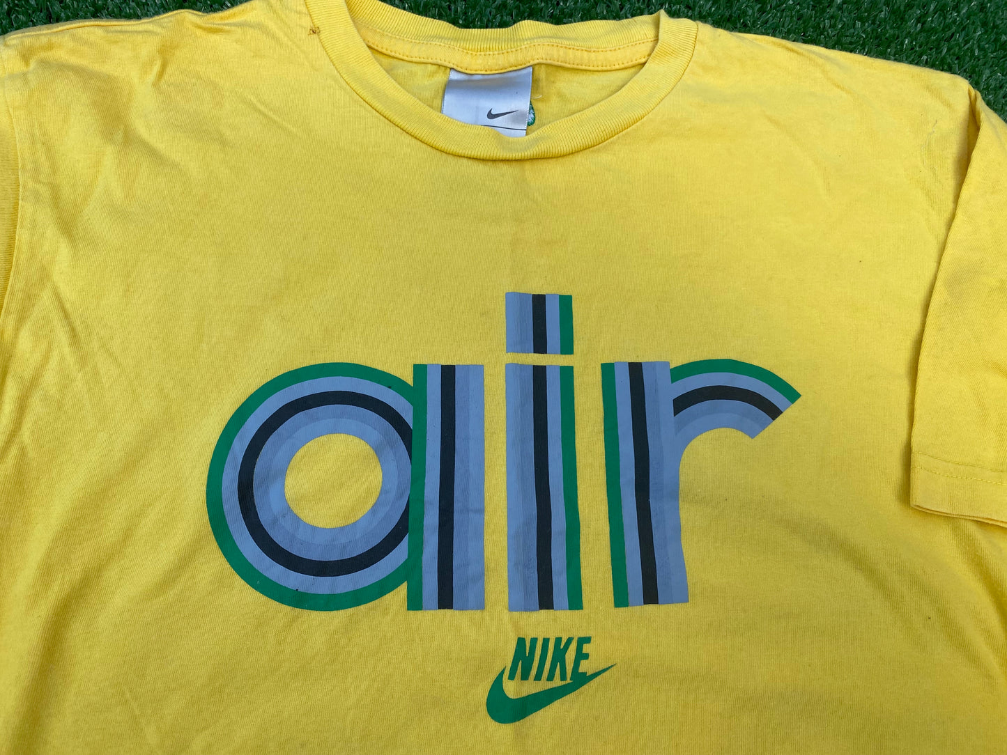 Nike Air Vintage Clothing Medium Mans 39-41 Inch Chest T Shirt Top / Jersey