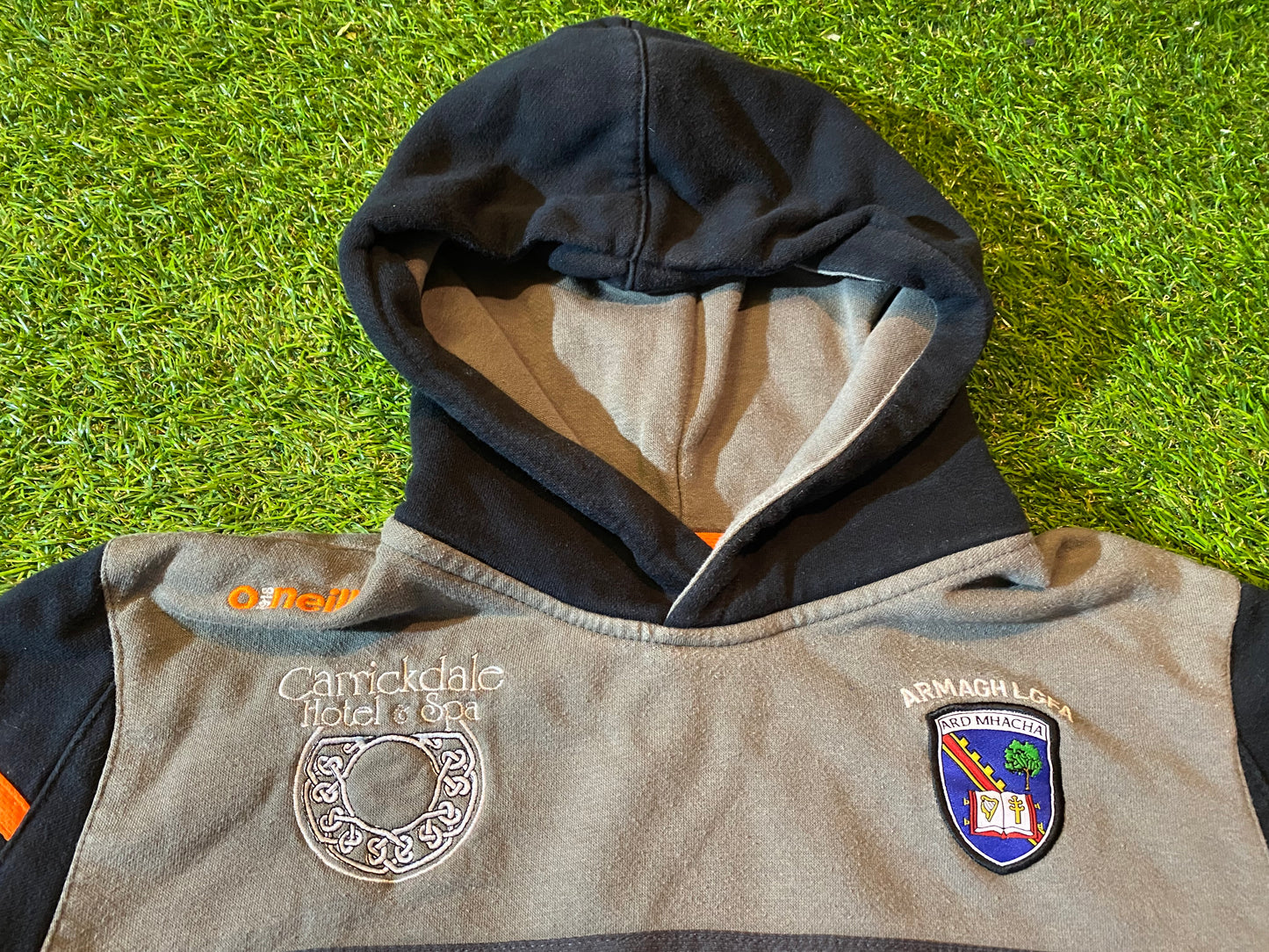 Co Armagh GAA Gaelic Football Ireland Irish Signed x 5 Large Boys / Girls 10-11 Year Old Hoody Top