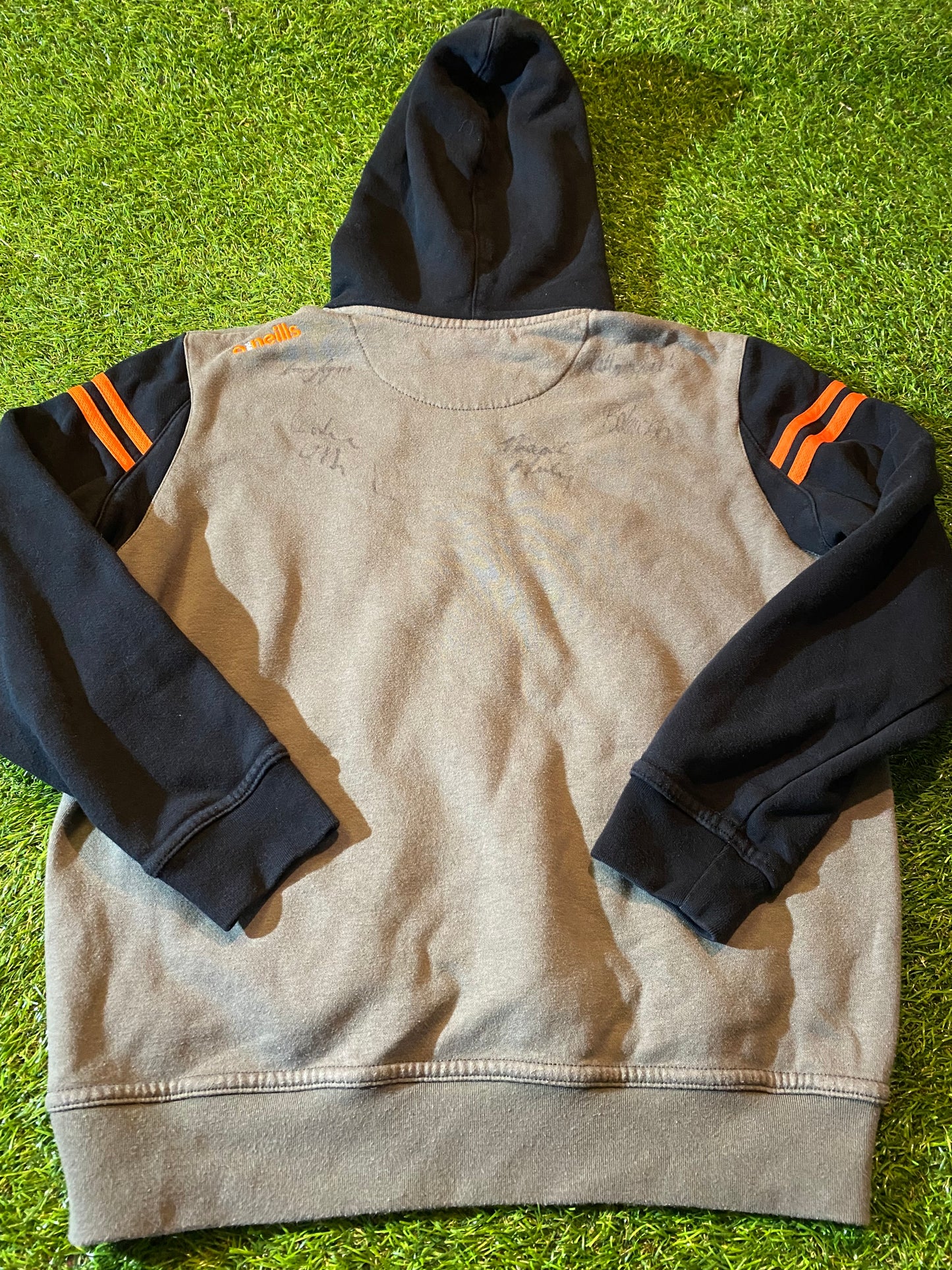 Co Armagh GAA Gaelic Football Ireland Irish Signed x 5 Large Boys / Girls 10-11 Year Old Hoody Top