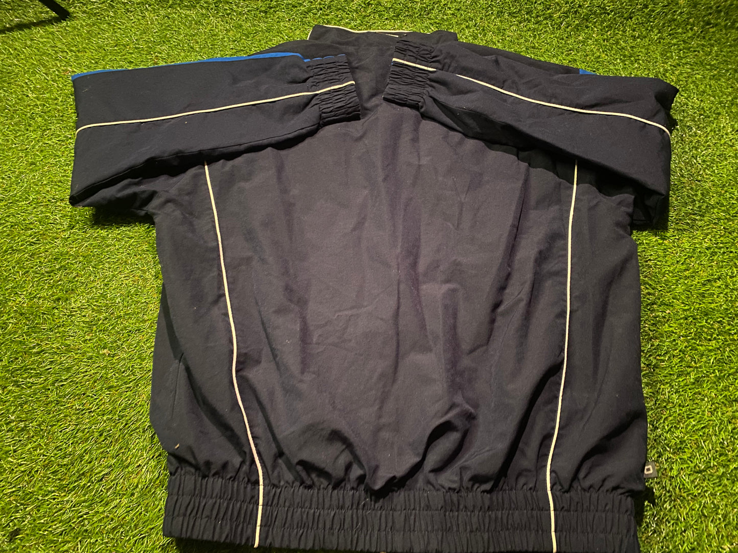 Glenavon FC Northern Ireland Football XL Extra Large Mans Vintage Zip Up Lined Jacket