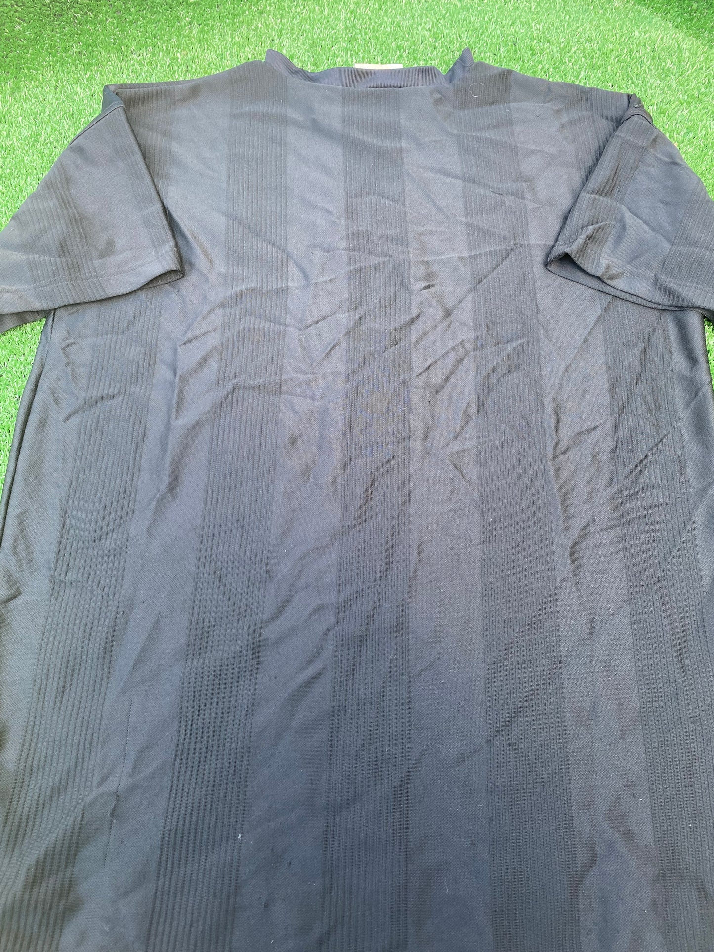 Umbro Made Rare Vintage Clothing XL Extra Large Mans Training Top / Jersey