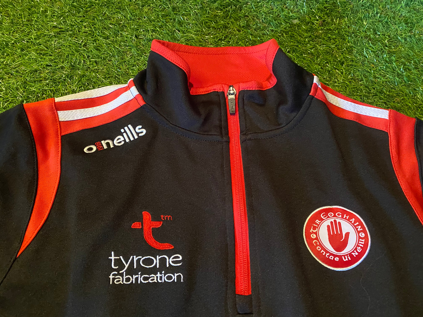 Co Tyrone GAA Gaelic Football Hurling Eire Irish Ireland Small Mans Over Top / Jersey