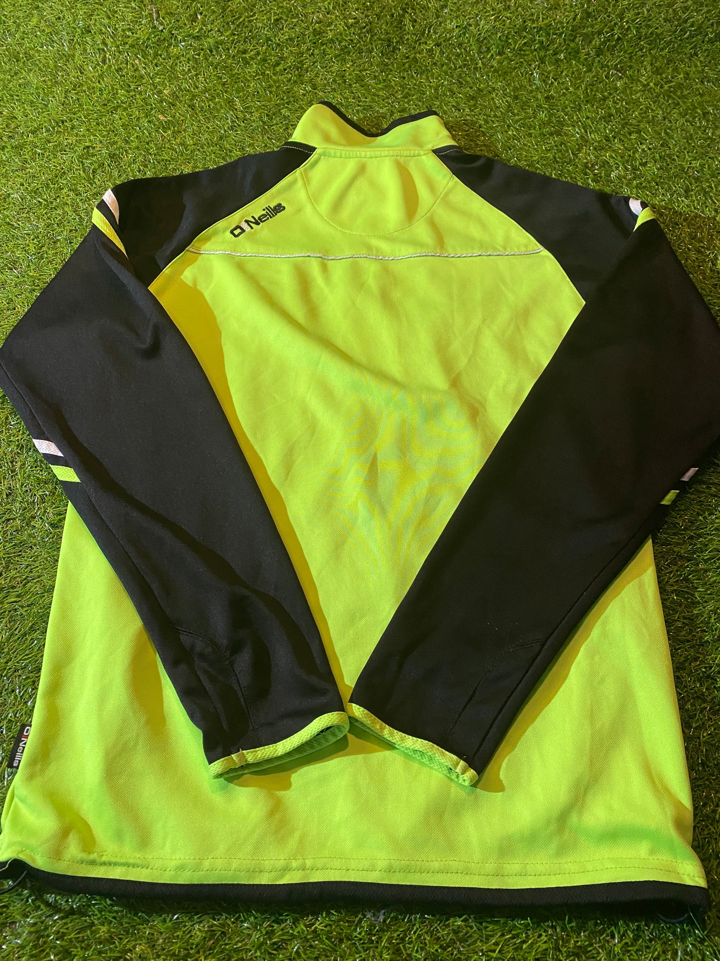 Co Armagh Irish Ireland GAA Gaelic Hurling Football Small Mans Training Type Over Top