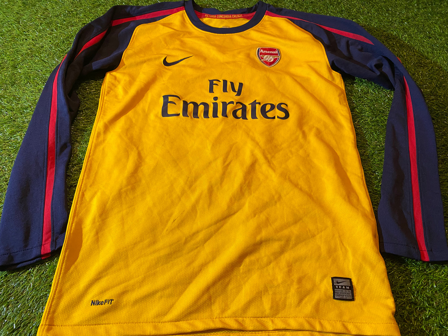 Arsenal FC England Soccer Football XL Boys / Youths 13-15 Year Old Nike Made Away Jersey