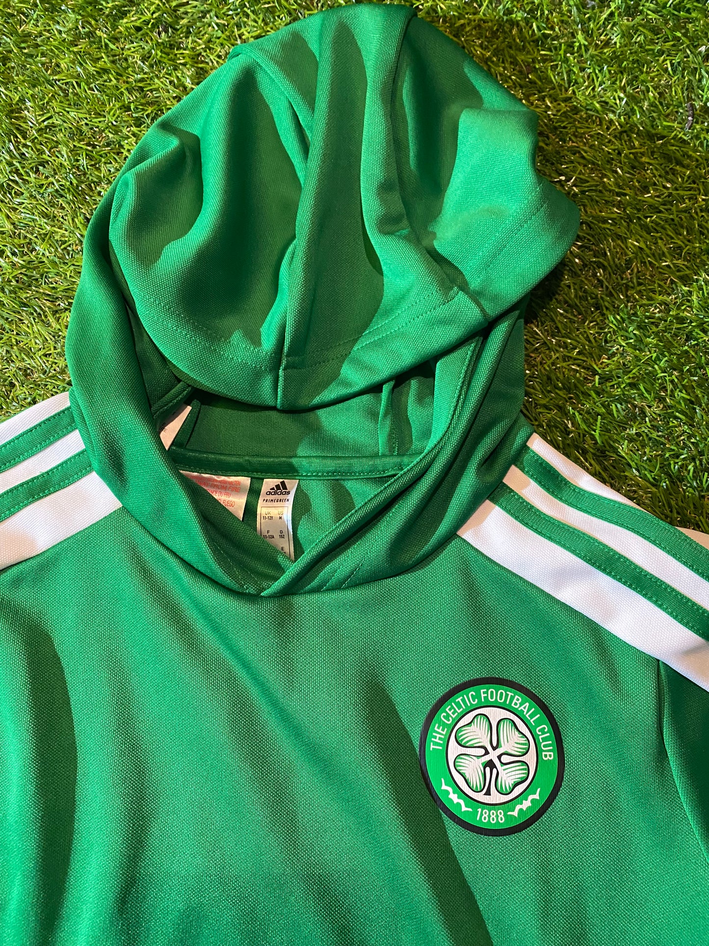 Celtic FC Scotland Football Large Boys 10-11 Year Old Adidas Made Single Layered Hoody Top