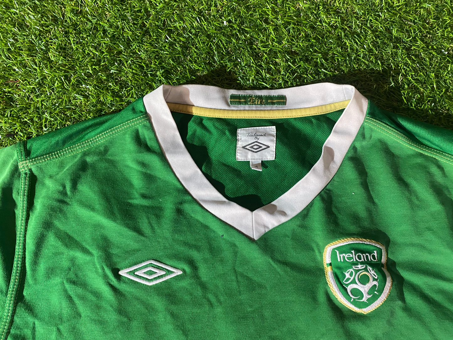 Republic of Ireland Womans Females GAA Gaelic Football Player Issued Size 16 Jersey