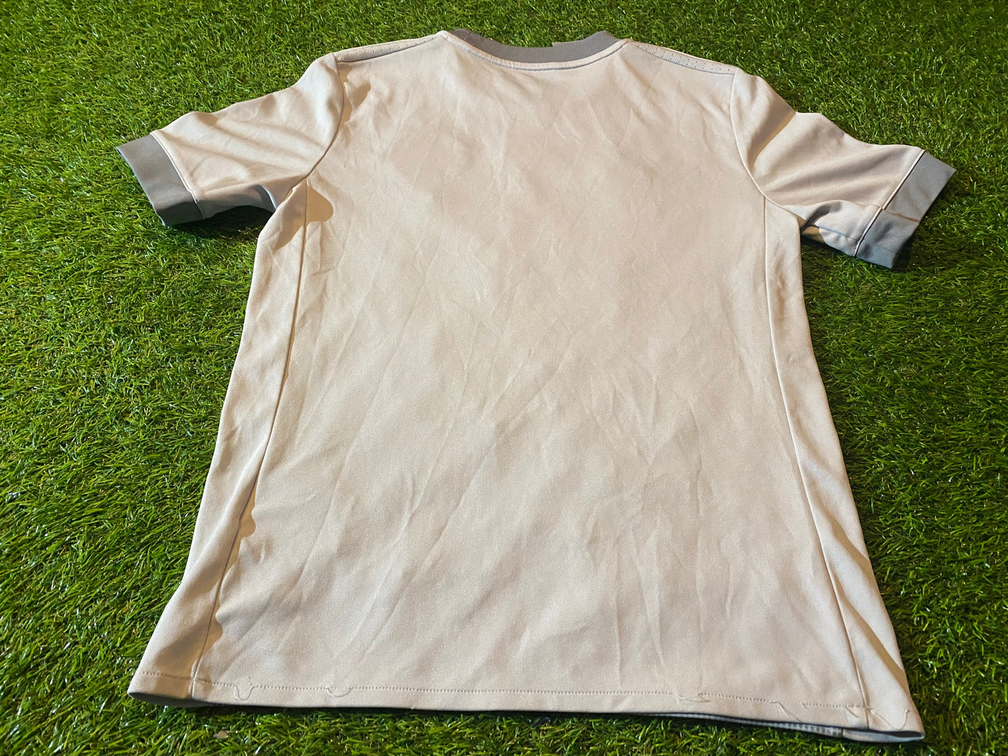 Manchester United Football Medium Boys 10-11 Year Old Adidas Made Away Jersey