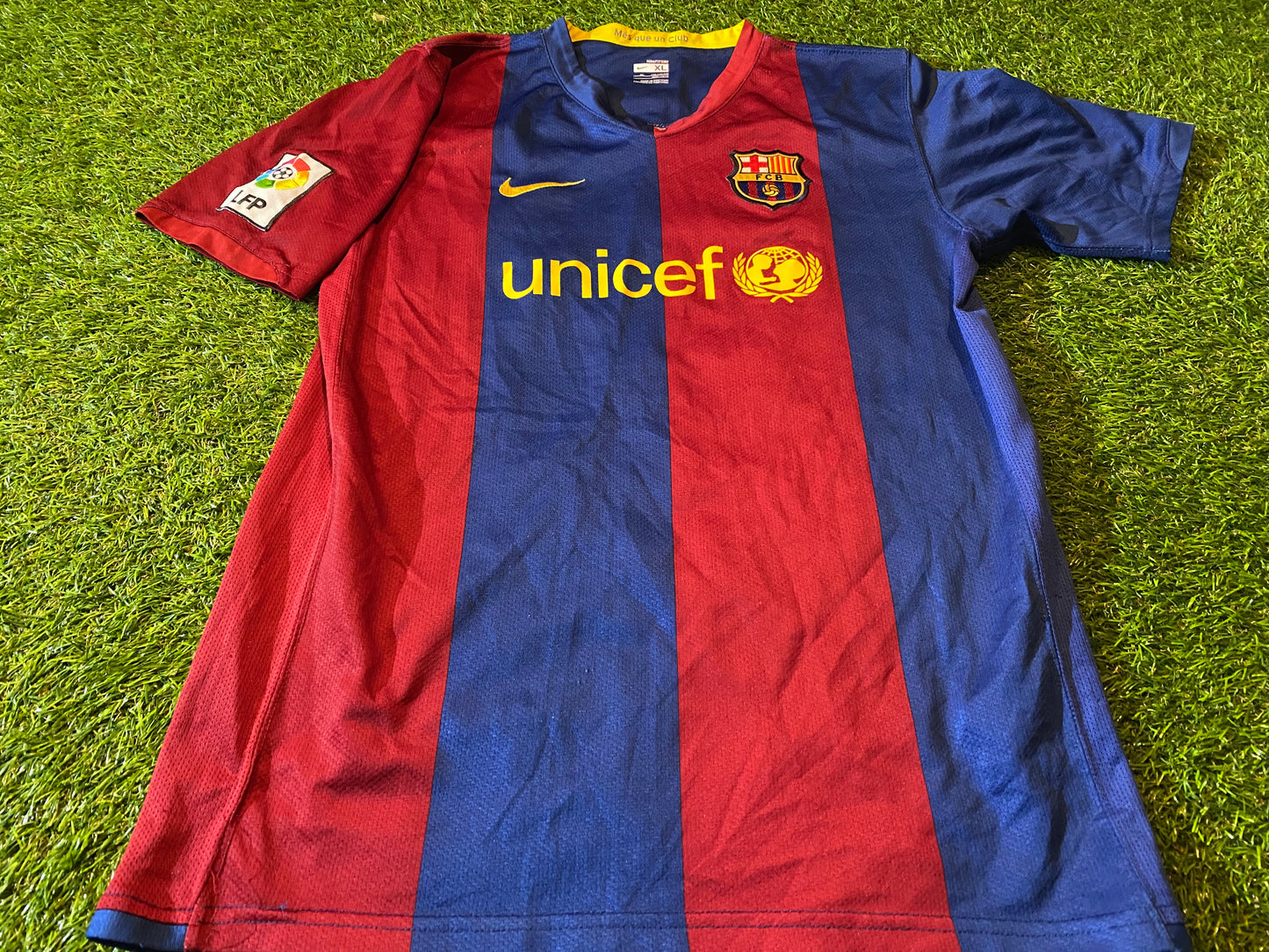 FCB Barcelona Spain Soccer Football XL Boys / Youths Vintage Nike Made Home Jersey