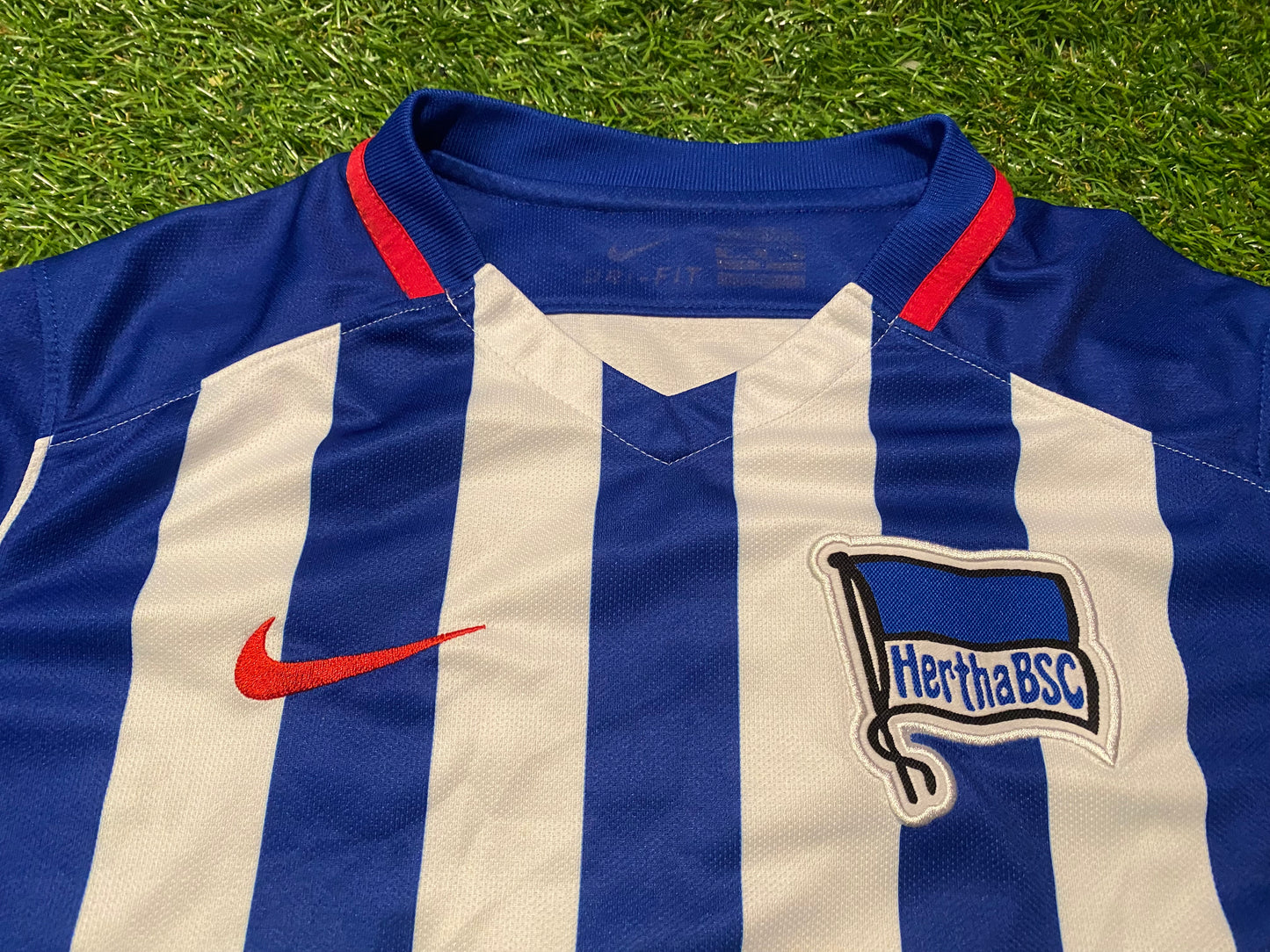 Hertha Berlin Germany Soccer Football Large Boys 10-12 Year Old Nike Made Jersey