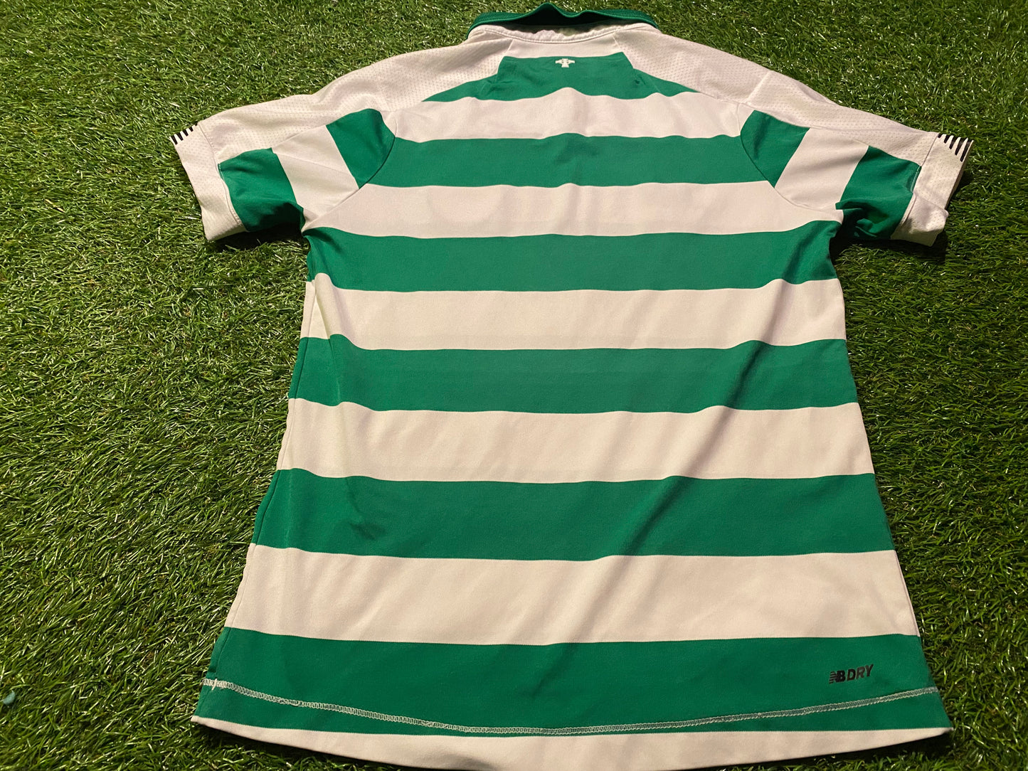 Celtic FC Scotland Football Medium Boys 9-10 Year Old New Balance Made Home Jersey