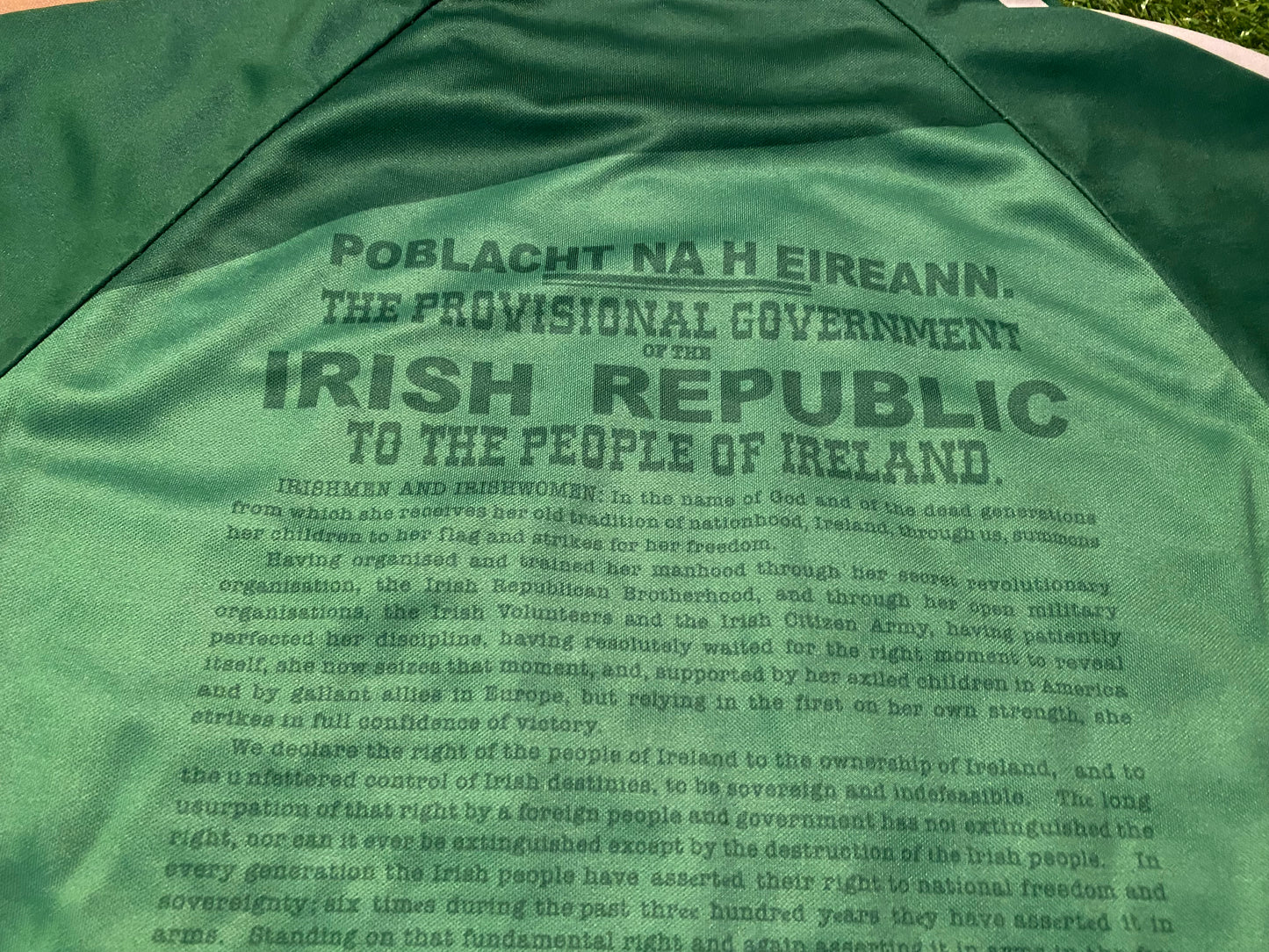 Easter Rising Irish Republican Eire 1916-2016 GAA Gaelic Football Medium Mans Tight Fit Jersey
