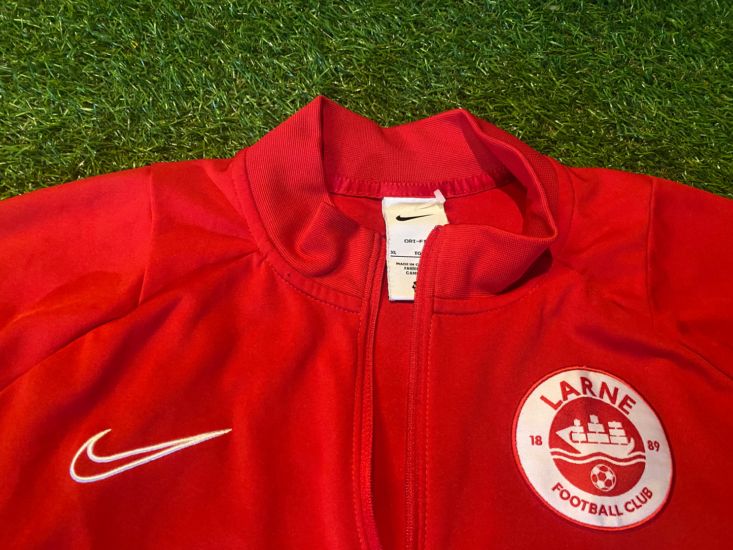 Larne FC Northern Ireland Football Large Mans Nike Made Zip Up Tracksuit Top