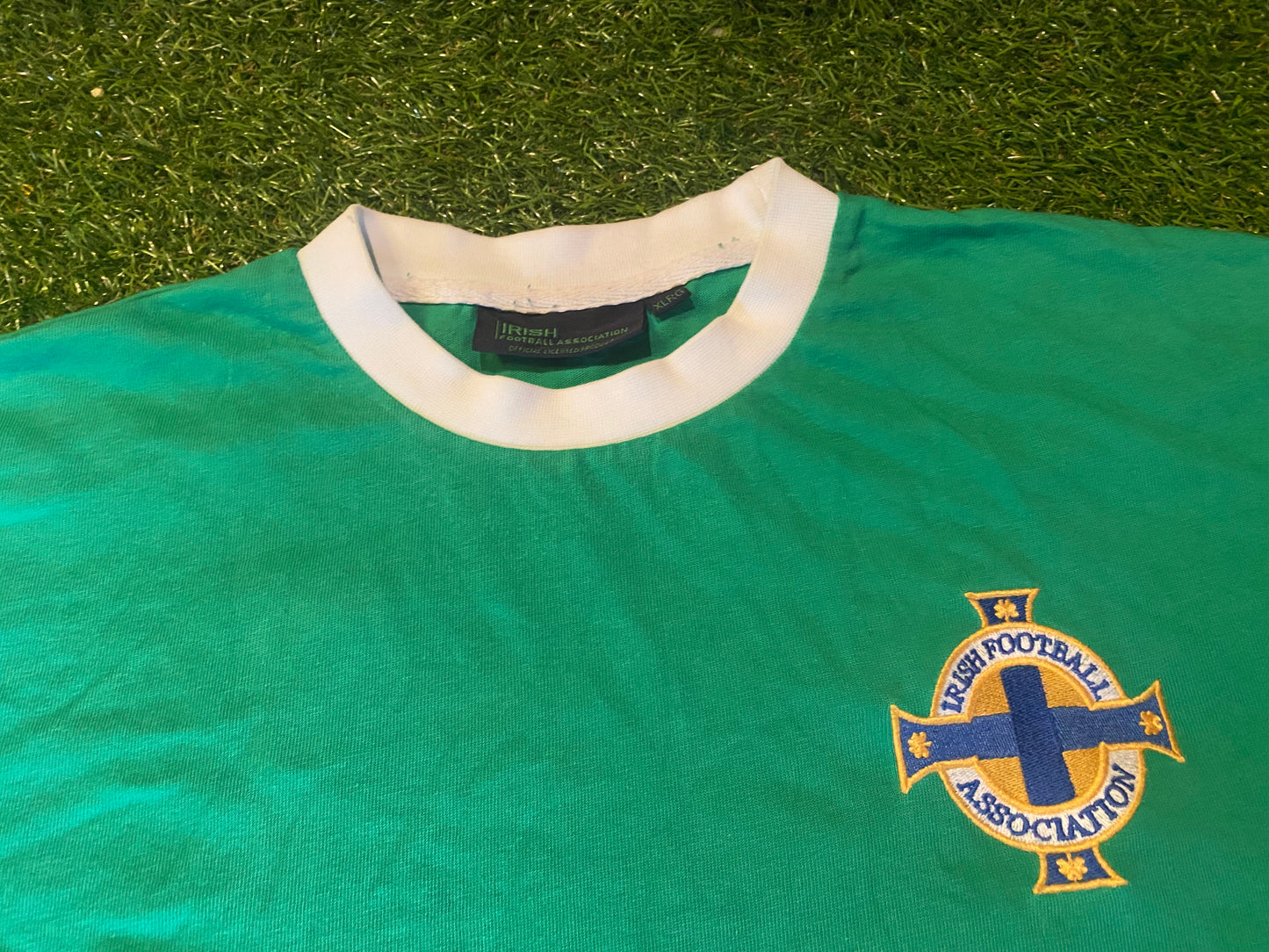 Northern Ireland Football XL Extra Large Mans Vintage 1970's Style George Best no11 Old Cotton Top