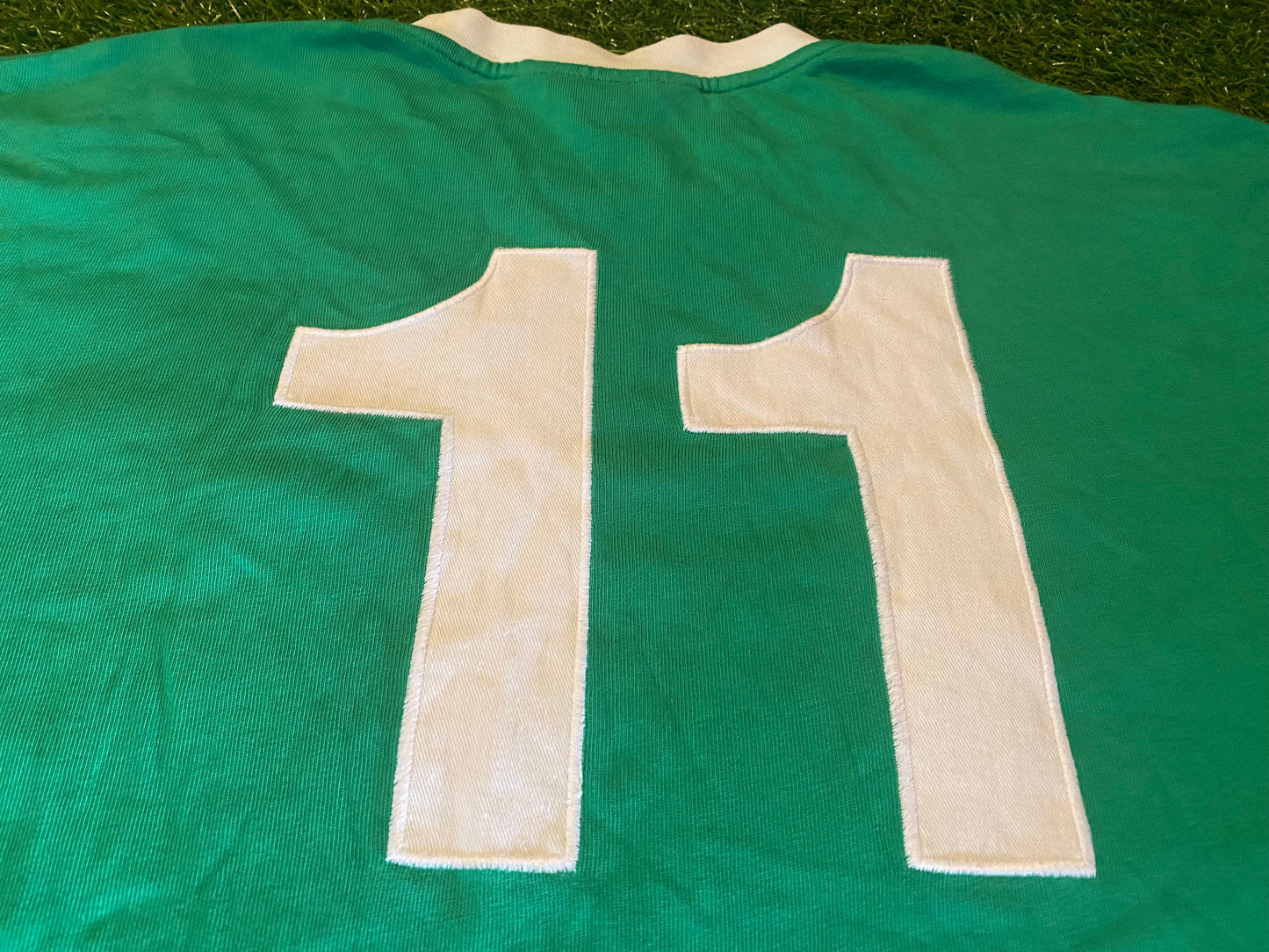 Northern Ireland Football XL Extra Large Mans Vintage 1970's Style George Best no11 Old Cotton Top