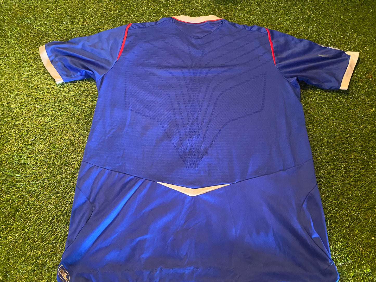 Linfield FC Northern Ireland Football Large Mans Vintage Umbro Home Jersey