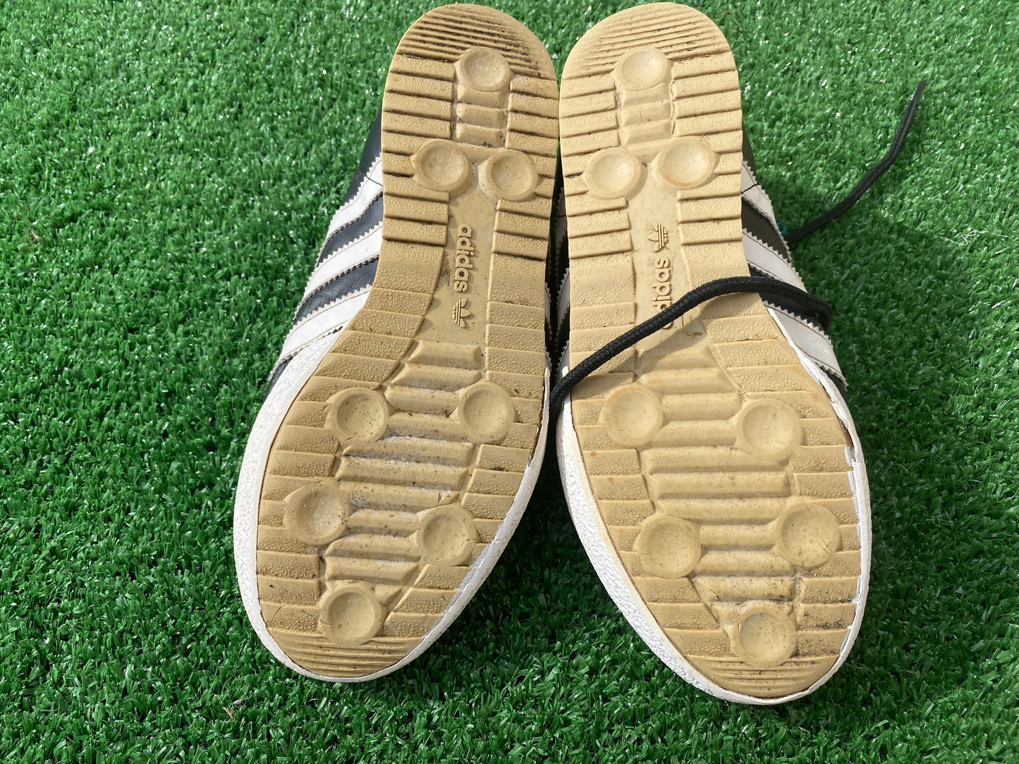 Adidas Samba Trainers / Sneakers / Shoes Vintage UK Adult Mans Mens Size 6